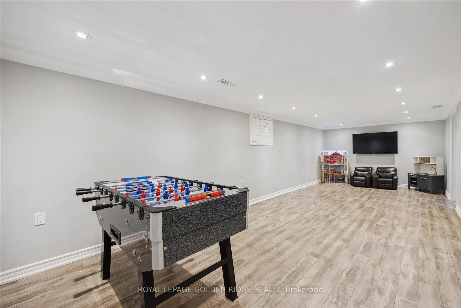 Photo 30 of 900 Lynx Avenue, Pickering, West Shore — HOMEH