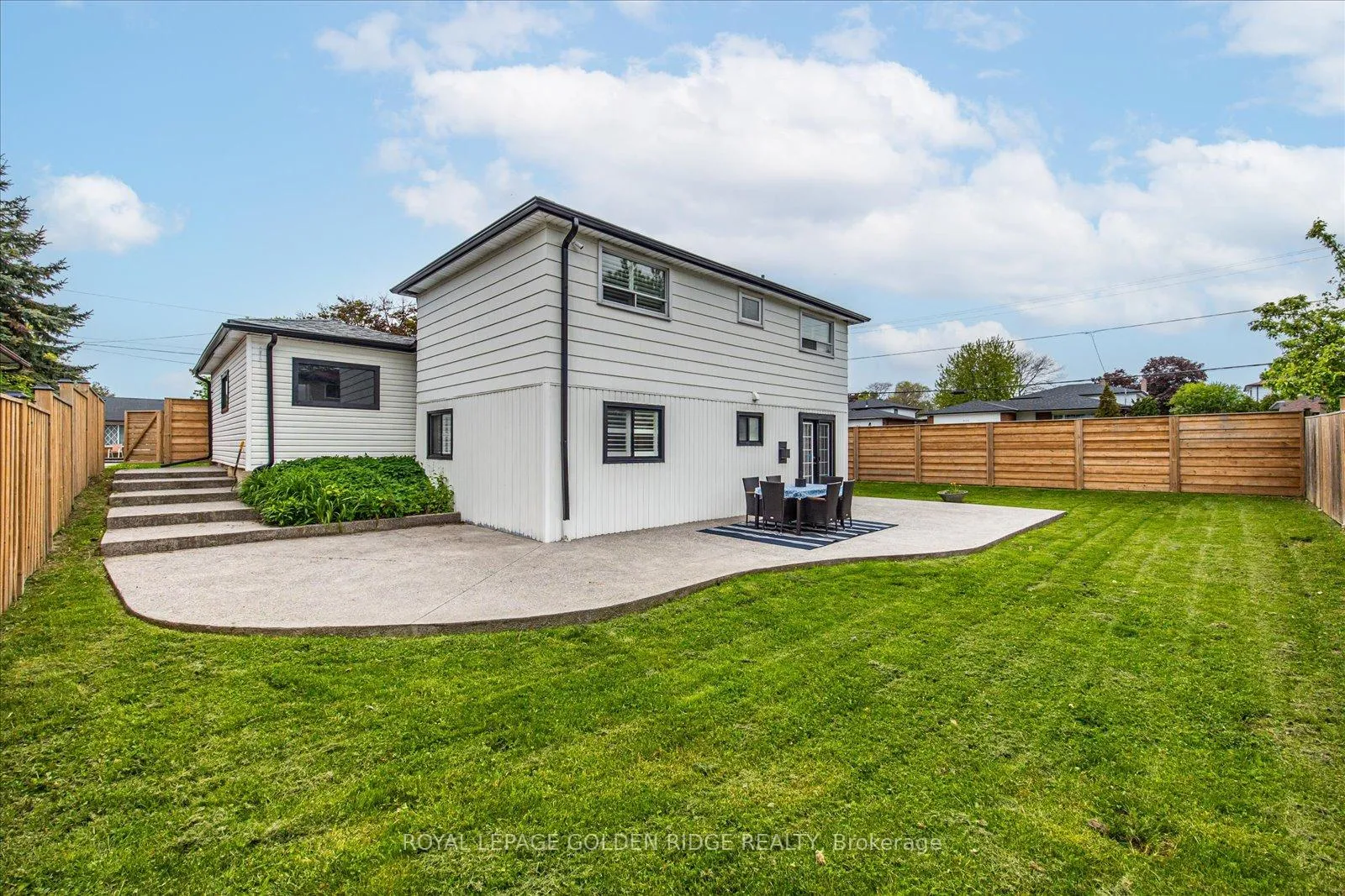 Photo 39 of 900 Lynx Avenue, Pickering, West Shore — HOMEH