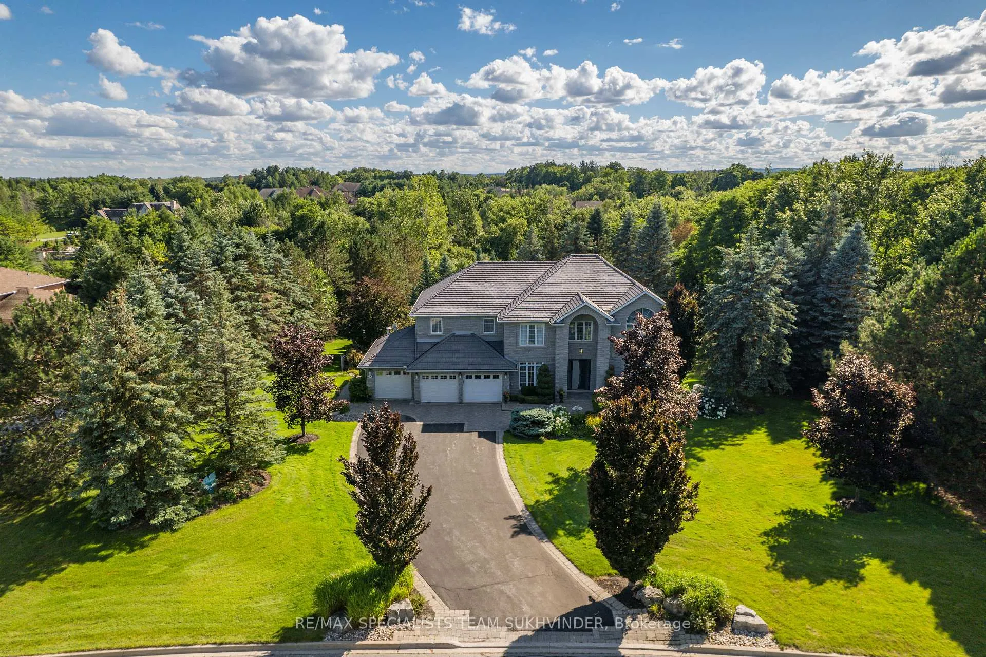 Photo 4 of 4 Stonehart Street, Caledon, Palgrave — HOMEH