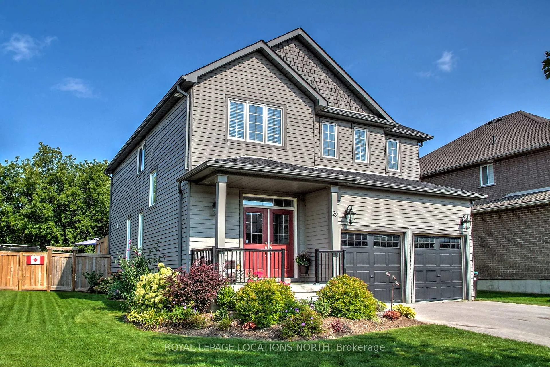 Photo 2 of 29 Garbutt Crescent, Collingwood — HOMEH