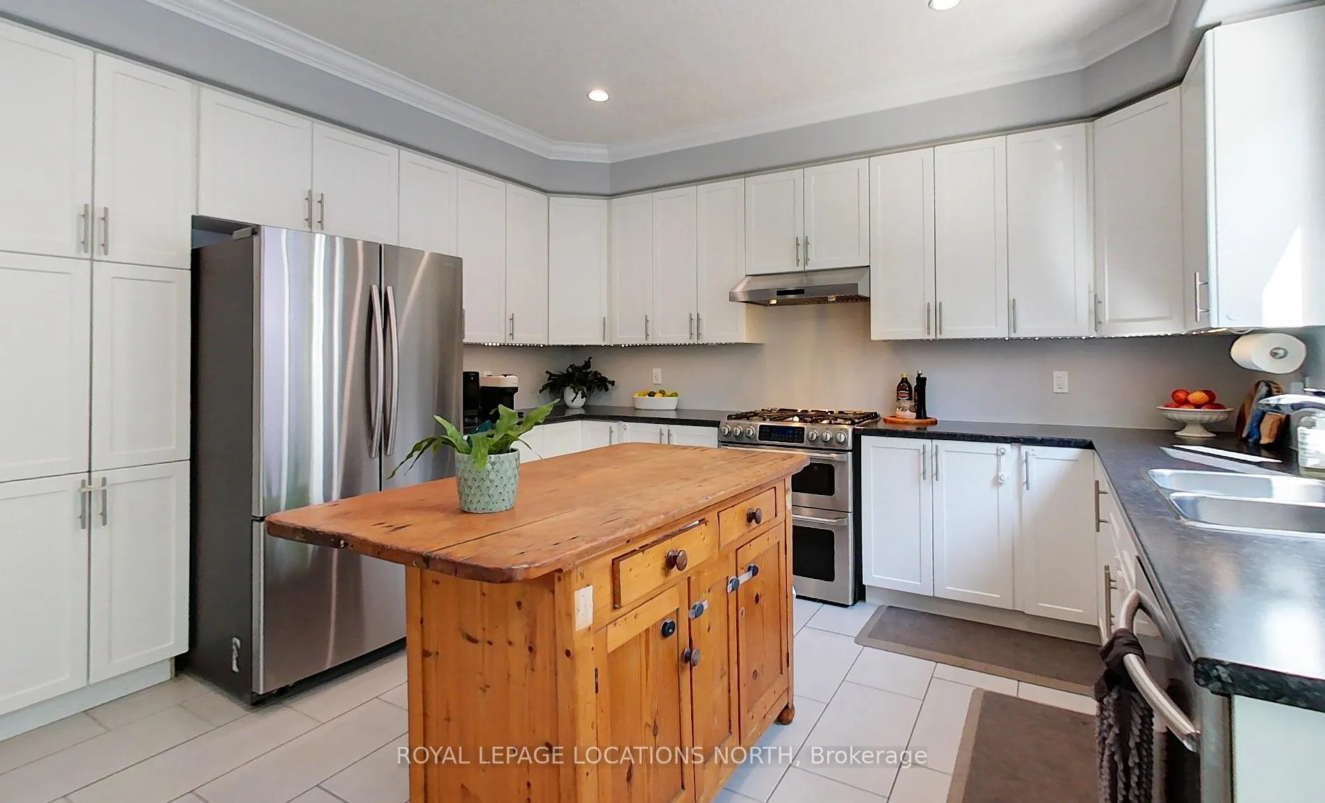 Photo 8 of 29 Garbutt Crescent, Collingwood — HOMEH