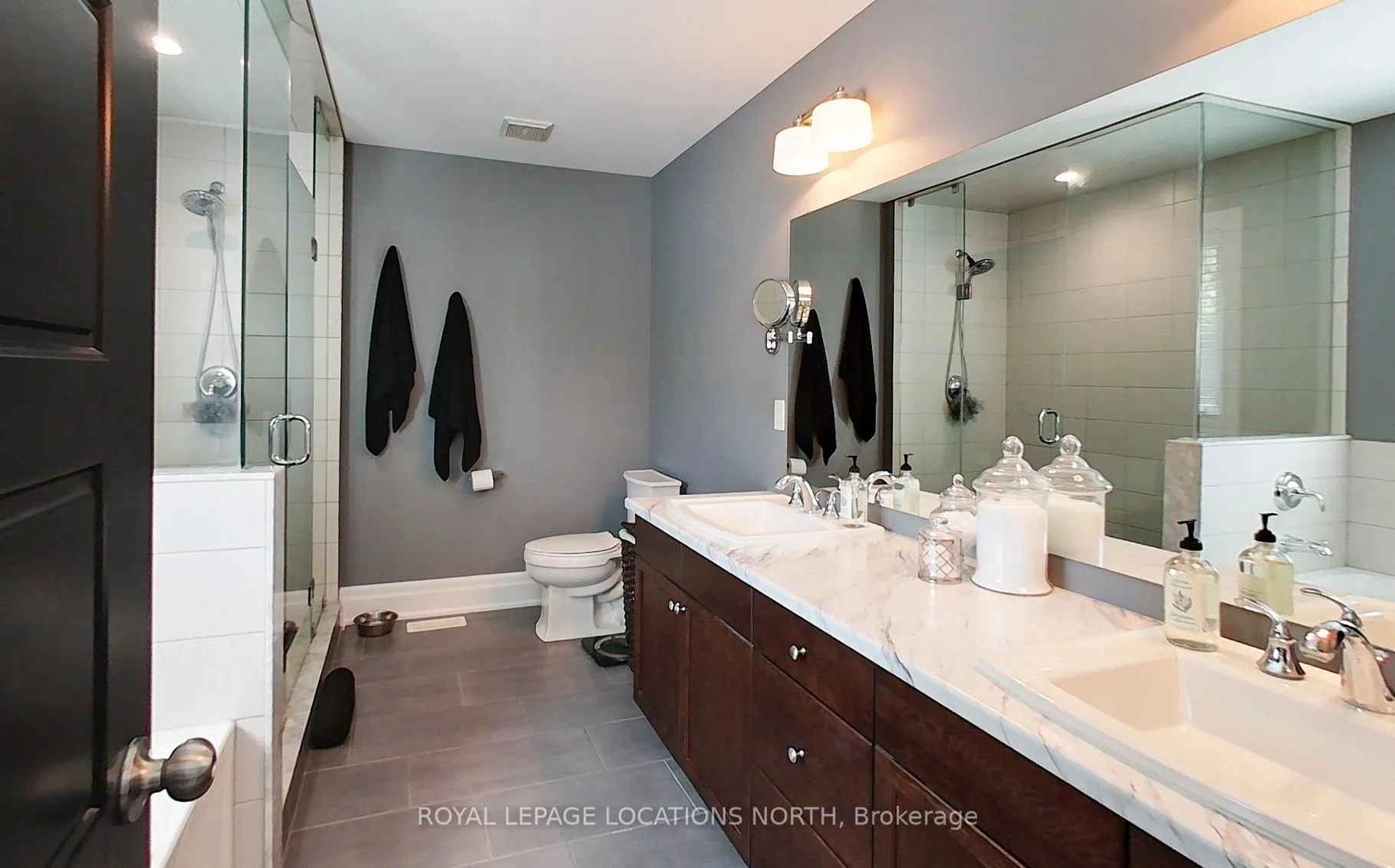 Photo 19 of 29 Garbutt Crescent, Collingwood — HOMEH
