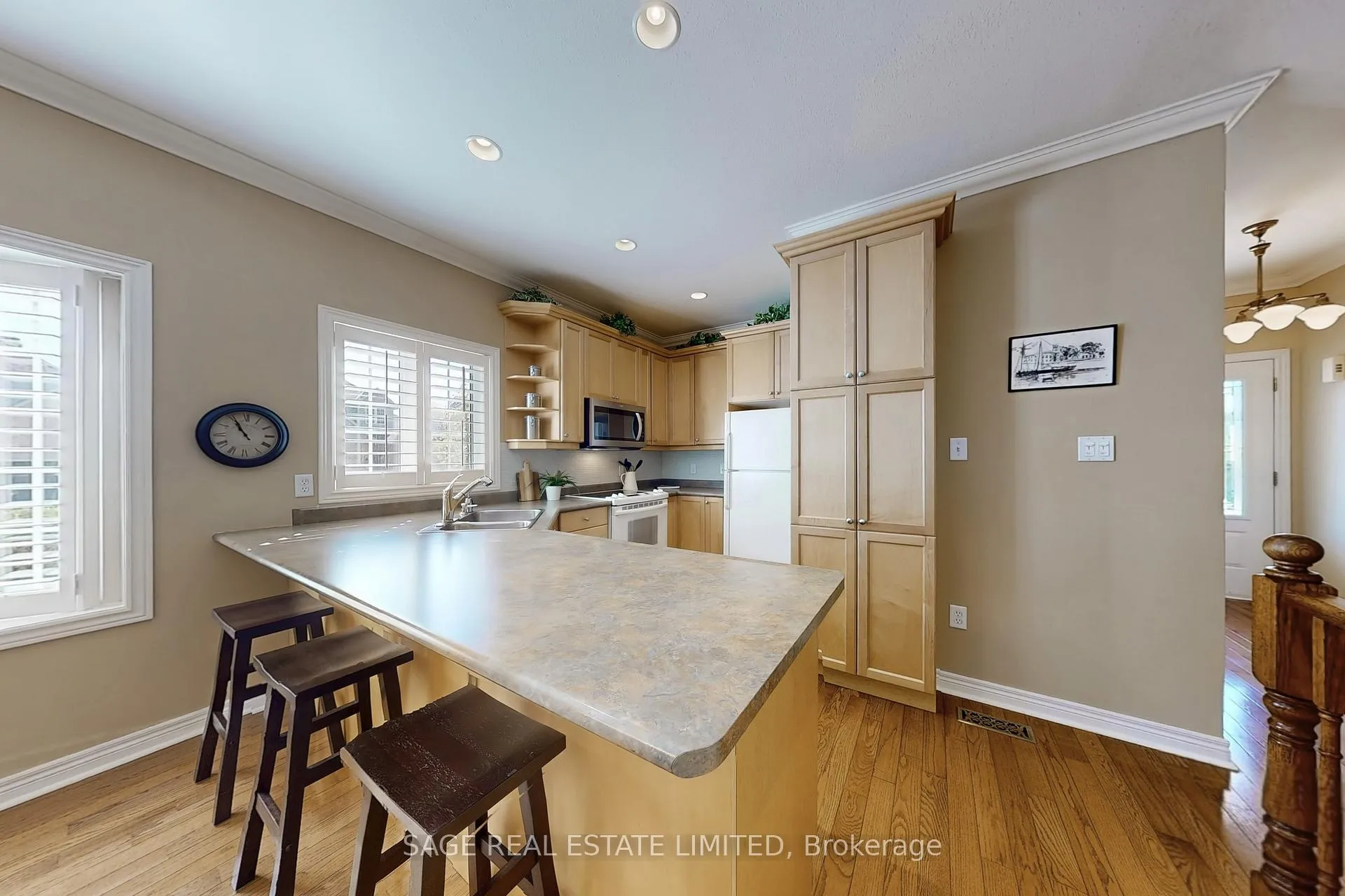Photo 13 of 30 Nailsworth Crescent, Caledon, Caledon East — HOMEH