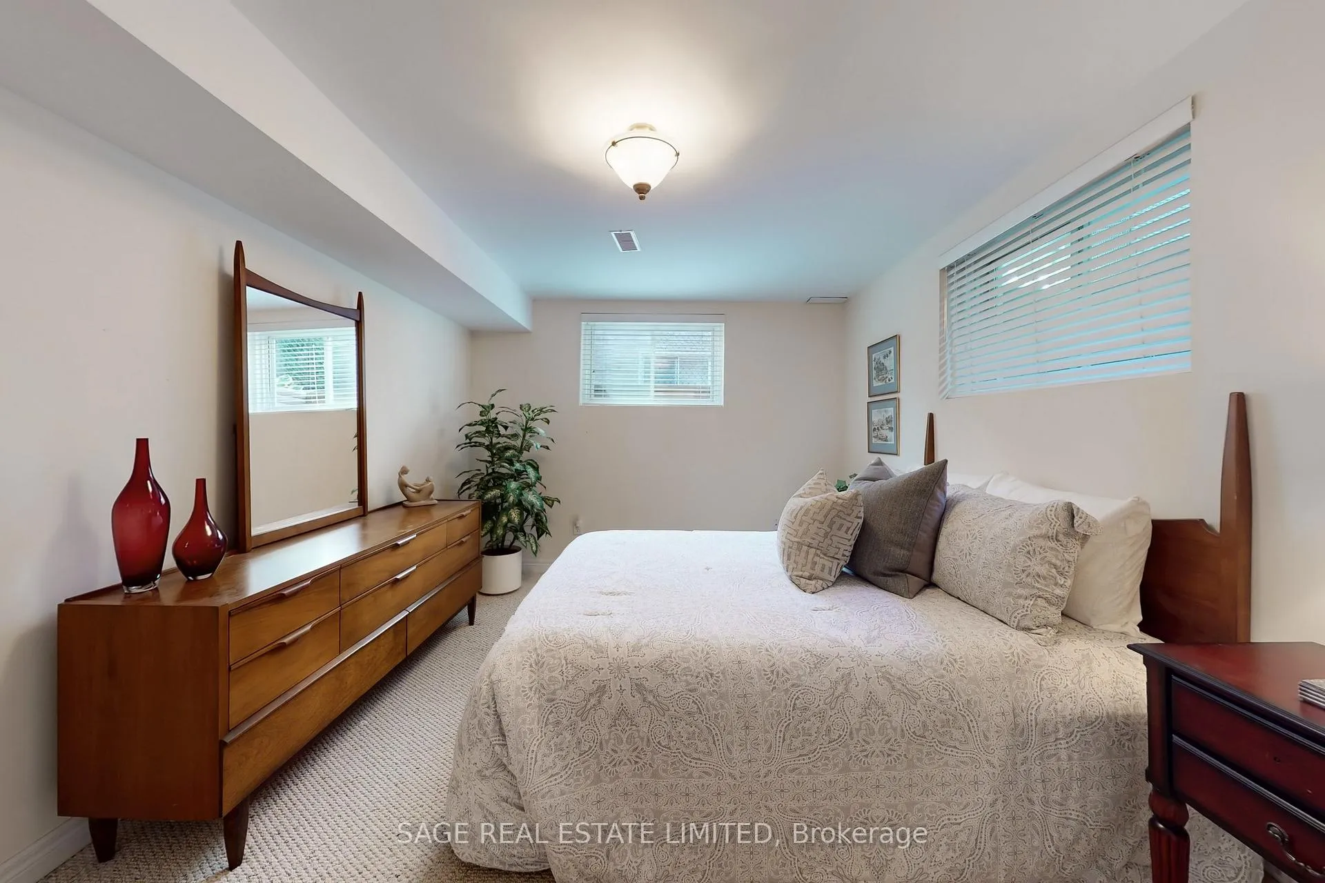 Photo 34 of 30 Nailsworth Crescent, Caledon, Caledon East — HOMEH