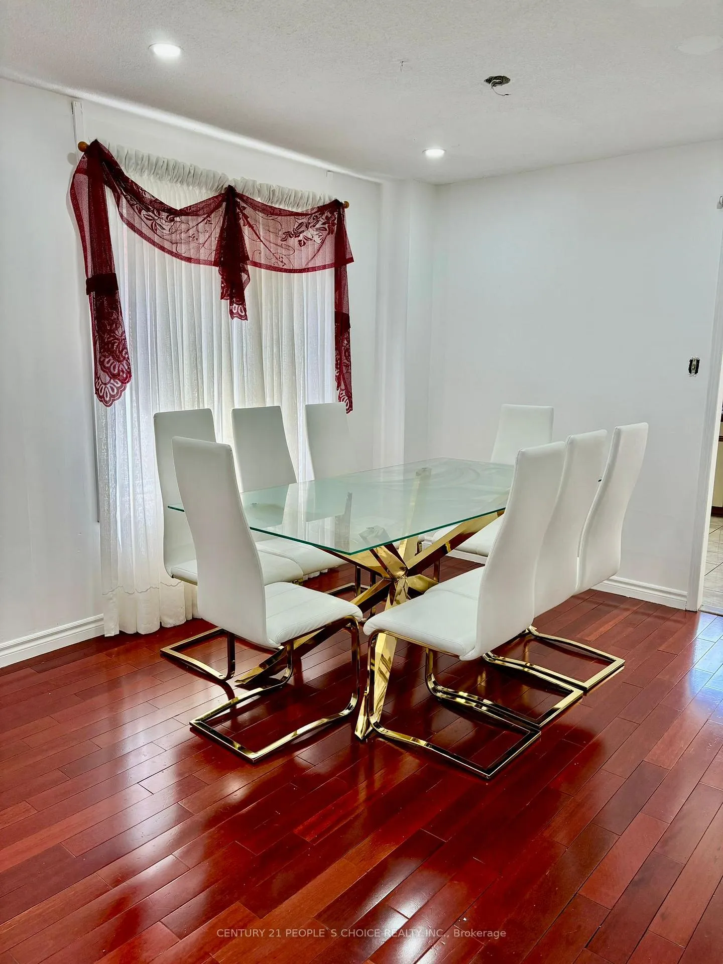 Photo 5 of 2016 Shay Drive, Pickering, Brock Ridge — HOMEH