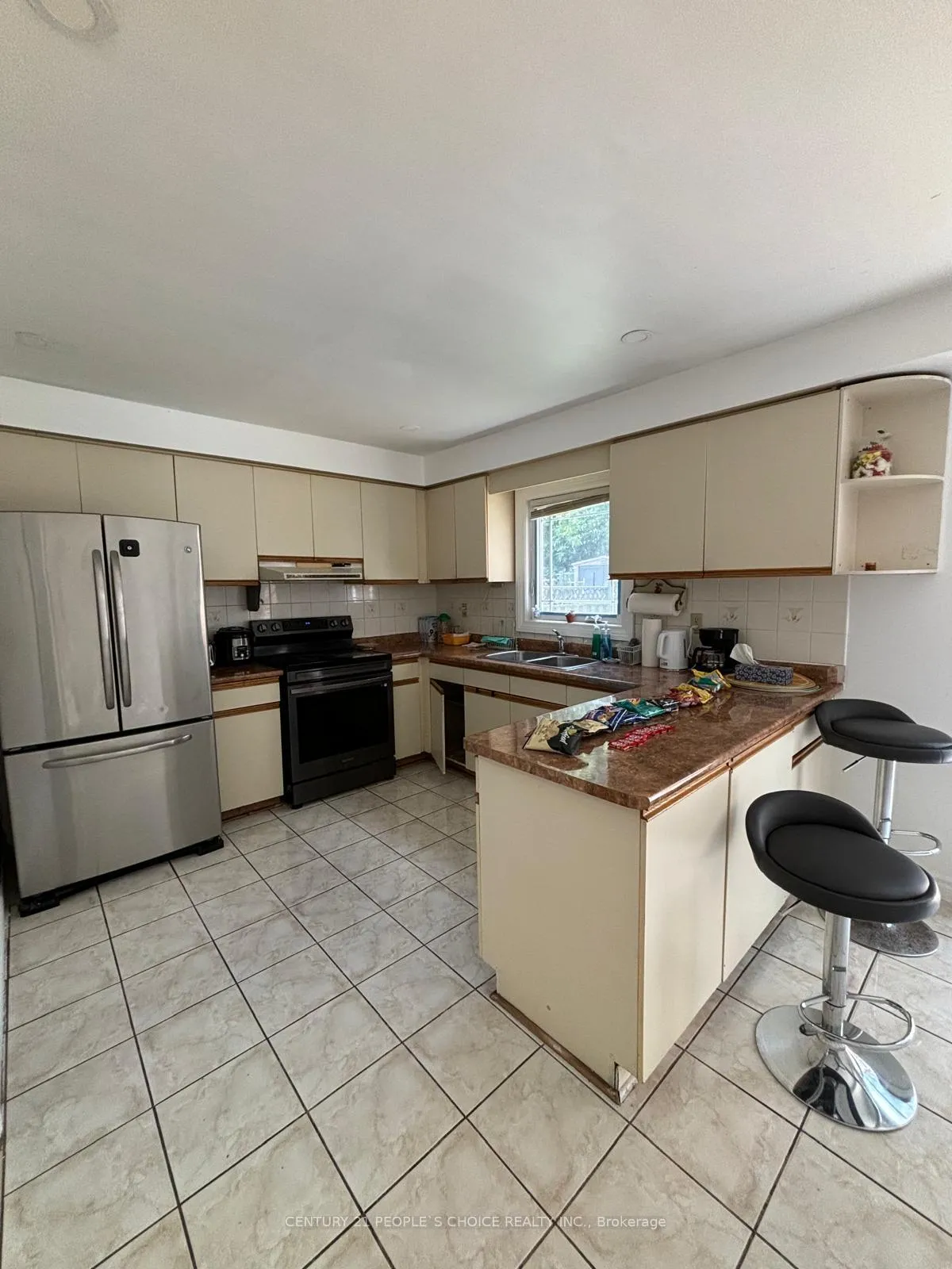 Photo 8 of 2016 Shay Drive, Pickering, Brock Ridge — HOMEH