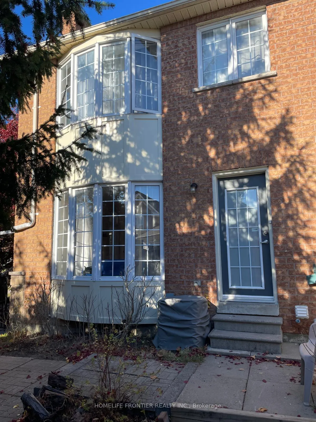 Photo 3 of 1 Ocean Avenue, Vaughan, Vellore Village — HOMEH