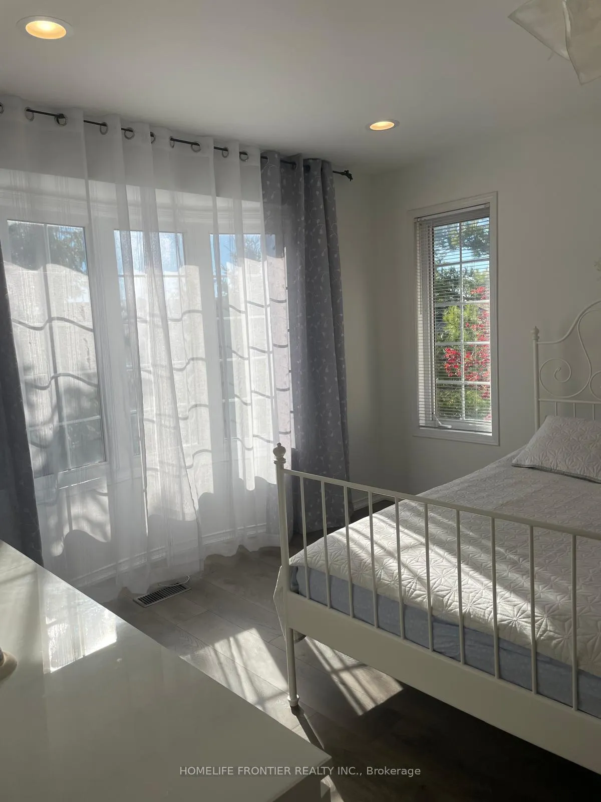 Photo 25 of 1 Ocean Avenue, Vaughan, Vellore Village — HOMEH