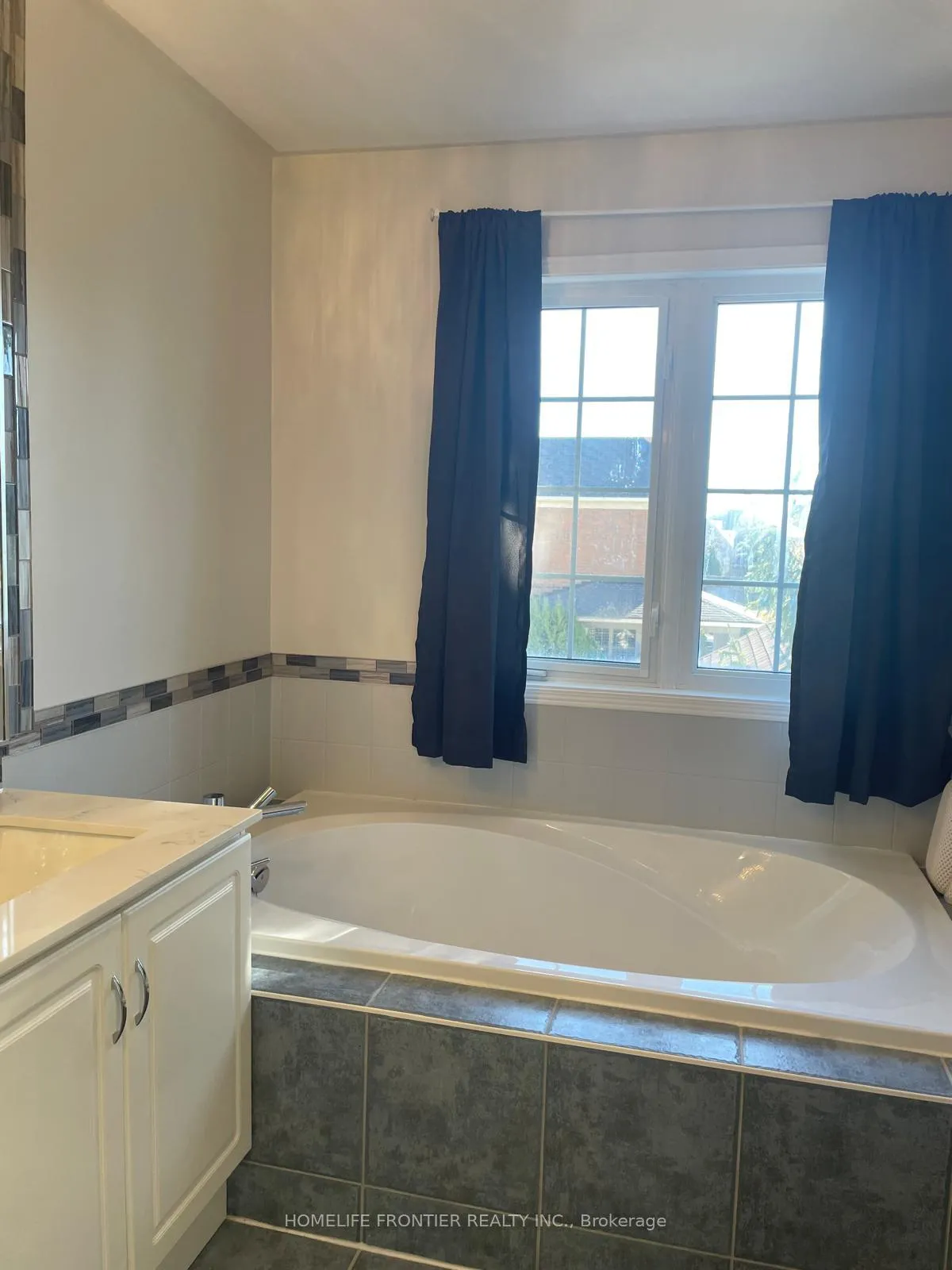 Photo 26 of 1 Ocean Avenue, Vaughan, Vellore Village — HOMEH