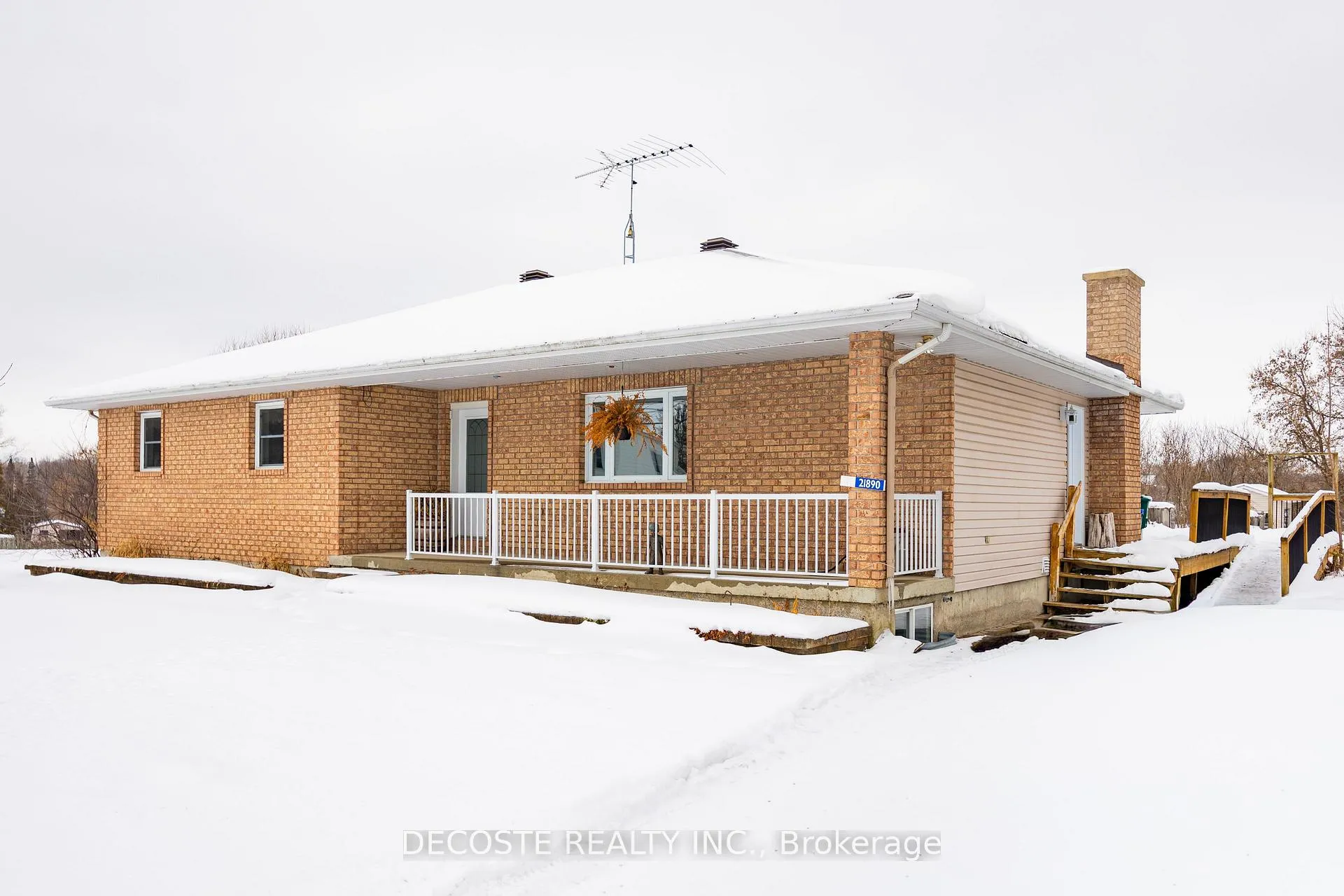 Photo 3 of 21890 County 10 Road, North Glengarry, North Glengarry (Lochiel) Twp — HOMEH