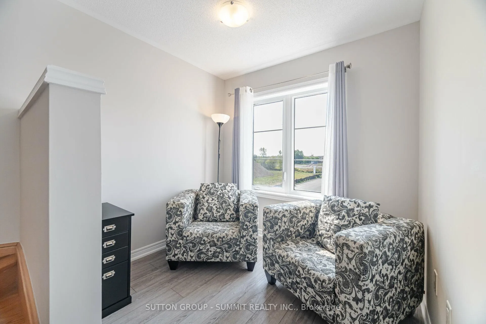 Photo 25 of 39 Bayonne Drive, Hamilton, Stoney Creek Mountain — HOMEH