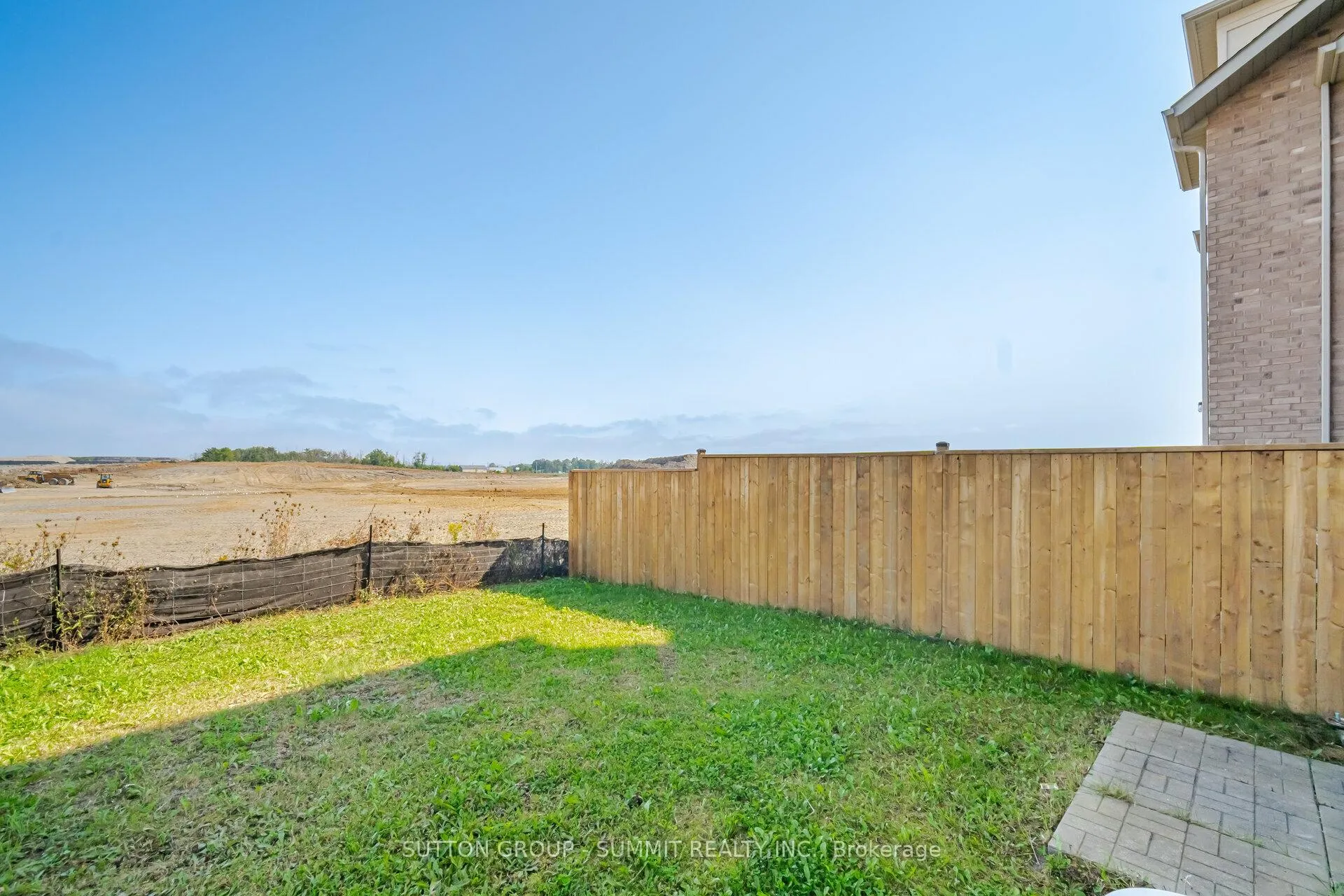 Photo 36 of 39 Bayonne Drive, Hamilton, Stoney Creek Mountain — HOMEH