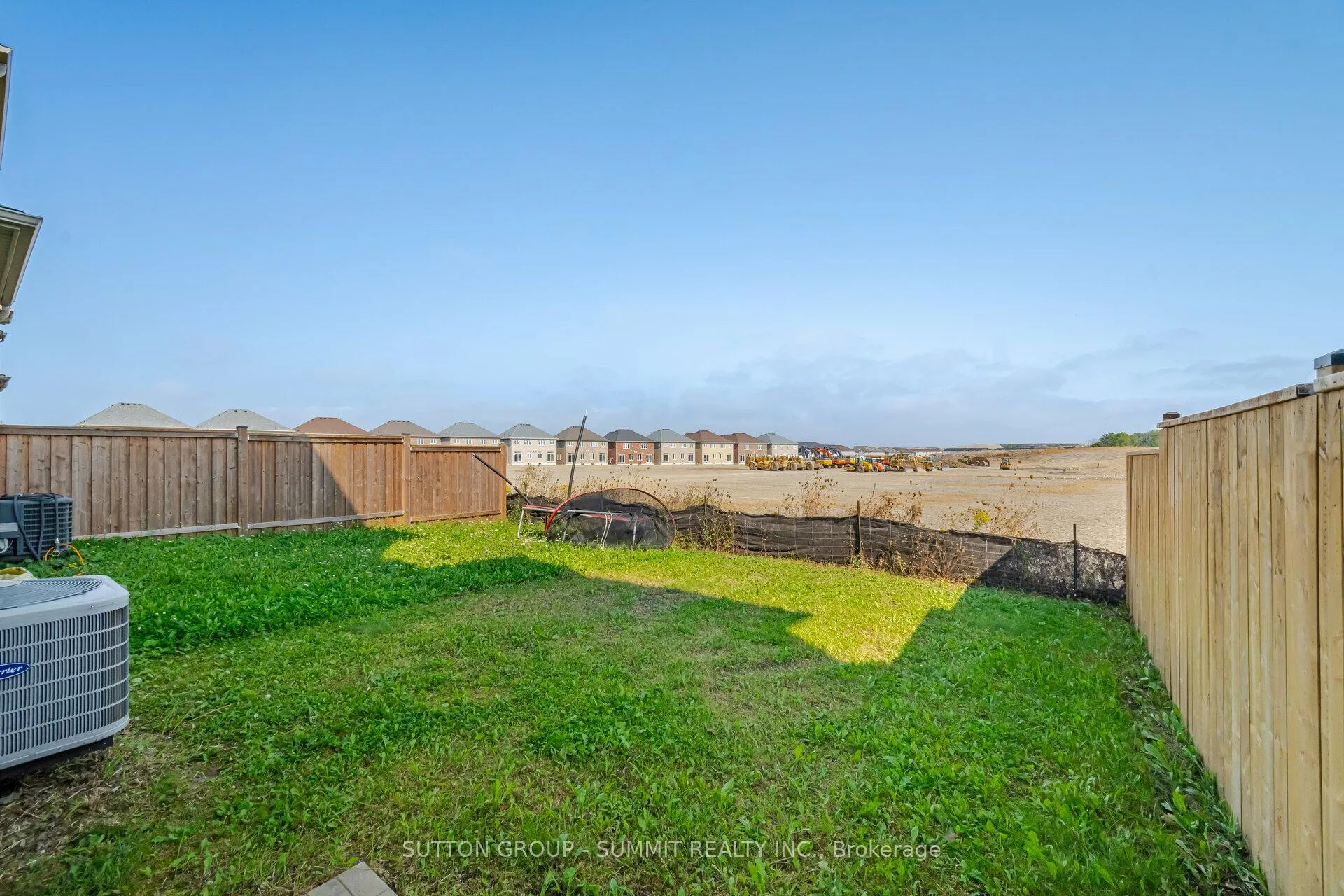 Photo 39 of 39 Bayonne Drive, Hamilton, Stoney Creek Mountain — HOMEH