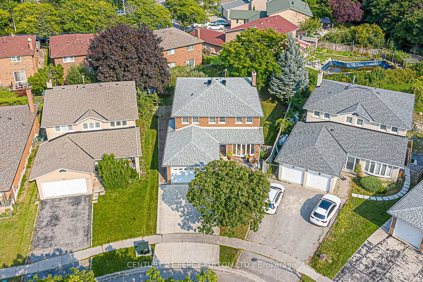 Photo 3 of 67 Cheeseman Drive, Markham, Milliken Mills West — HOMEH