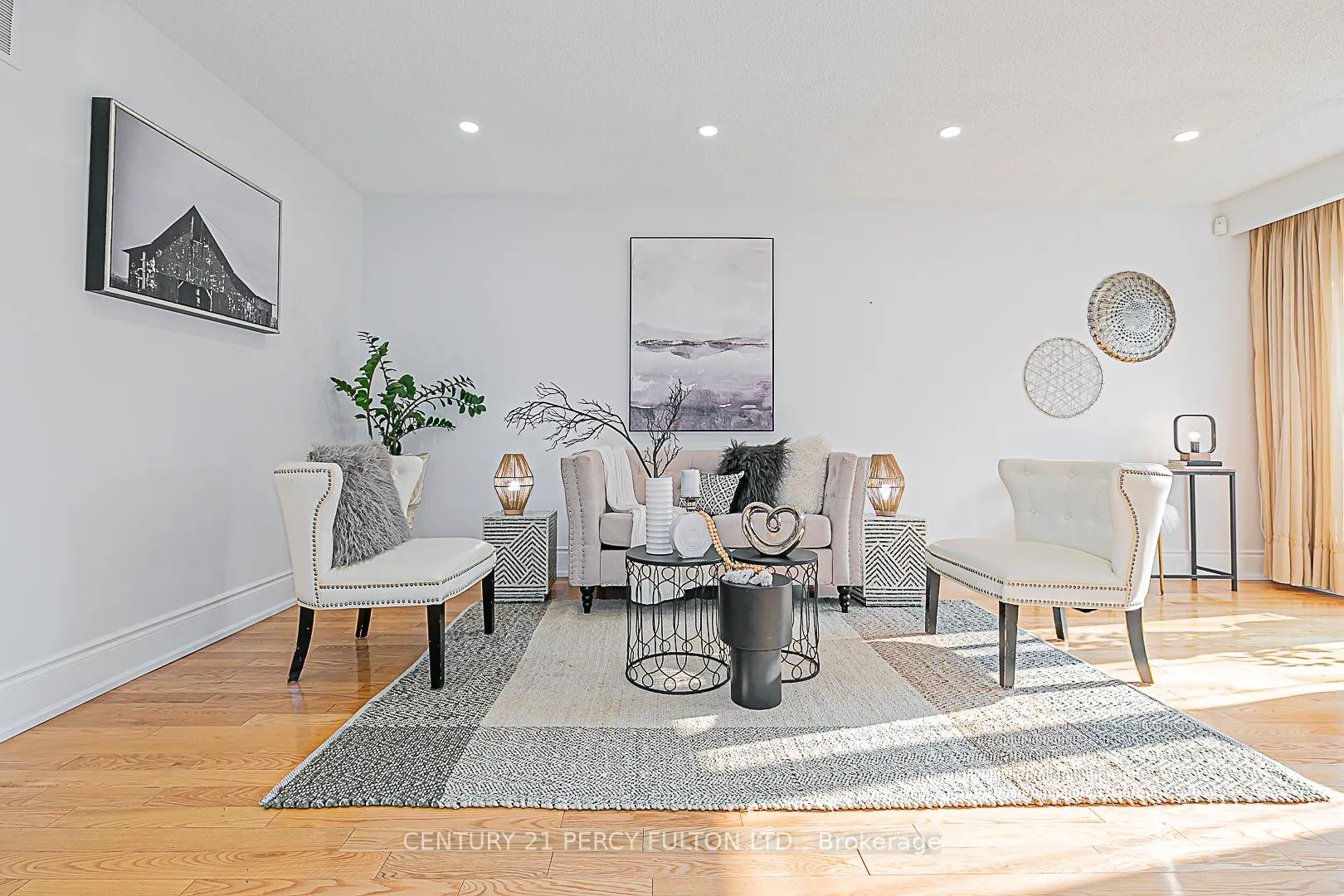 Photo 10 of 67 Cheeseman Drive, Markham, Milliken Mills West — HOMEH