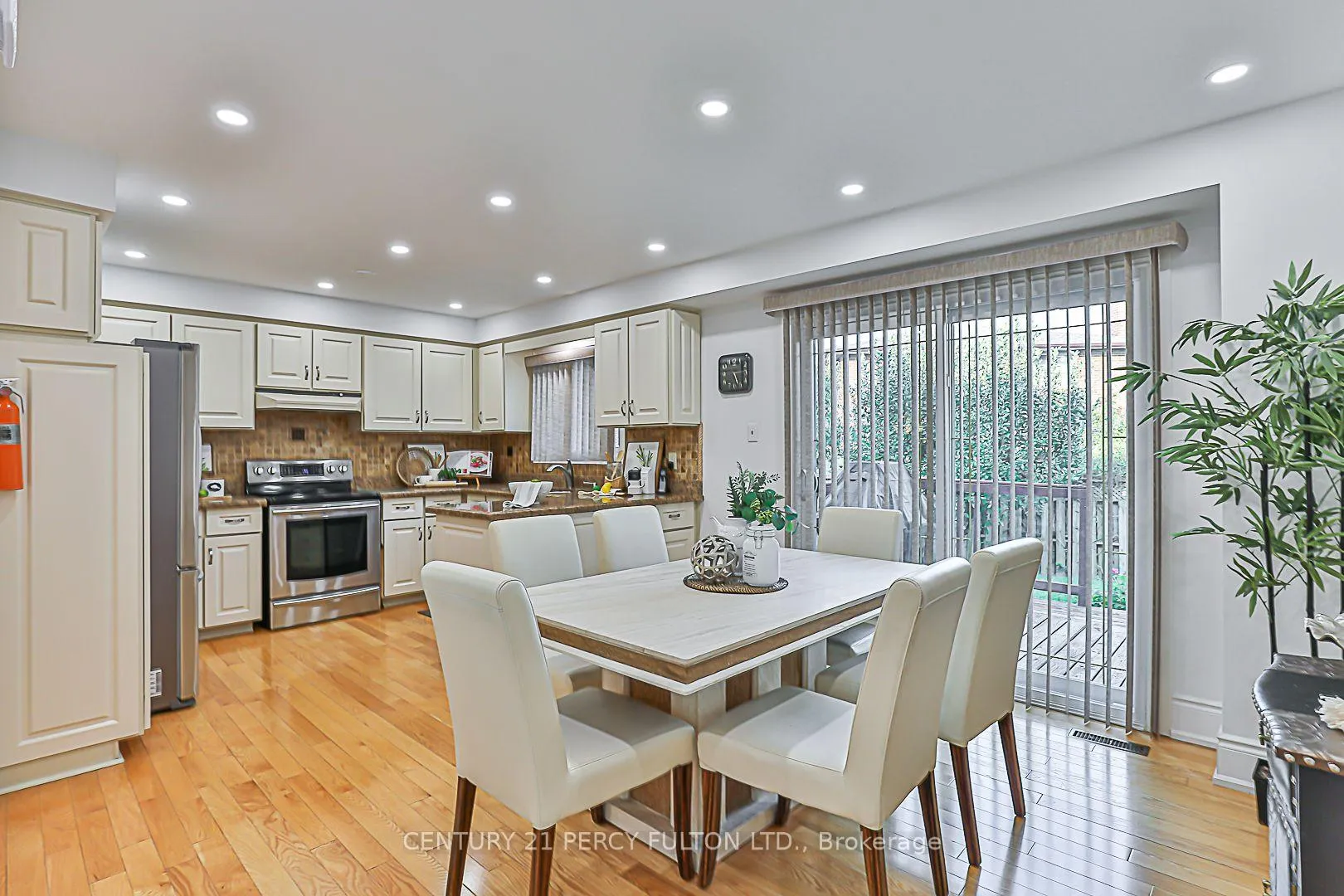 Photo 16 of 67 Cheeseman Drive, Markham, Milliken Mills West — HOMEH