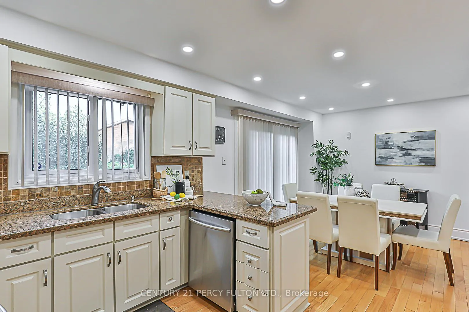 Photo 19 of 67 Cheeseman Drive, Markham, Milliken Mills West — HOMEH