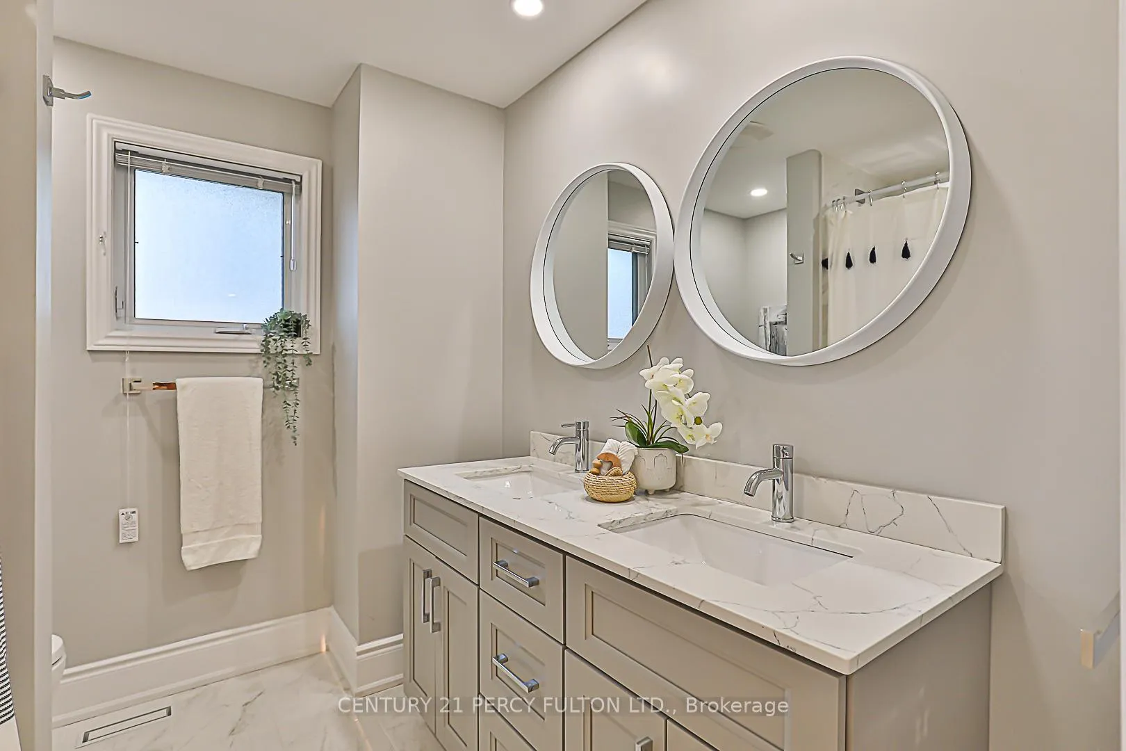 Photo 30 of 67 Cheeseman Drive, Markham, Milliken Mills West — HOMEH
