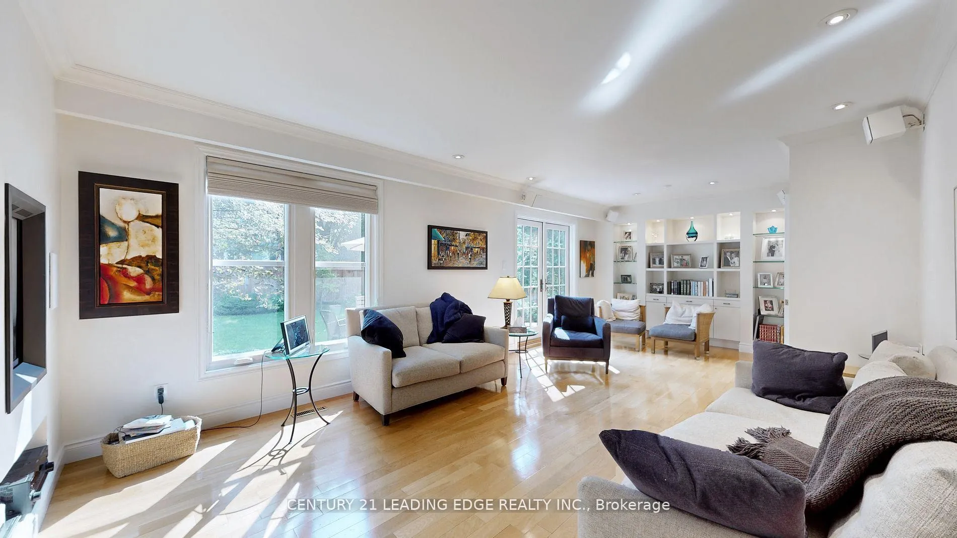 Photo 7 of 34 Rosemead Close, Markham, Unionville — HOMEH