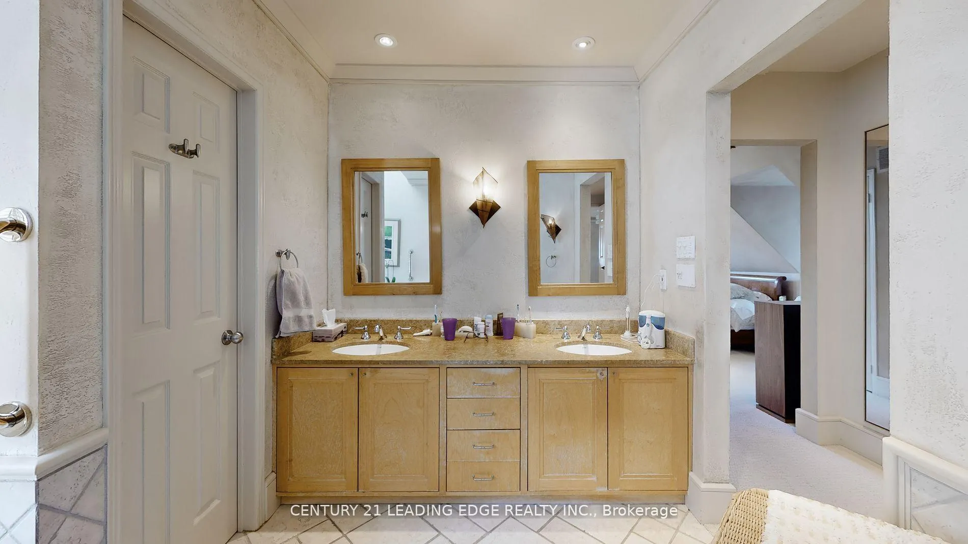 Photo 21 of 34 Rosemead Close, Markham, Unionville — HOMEH