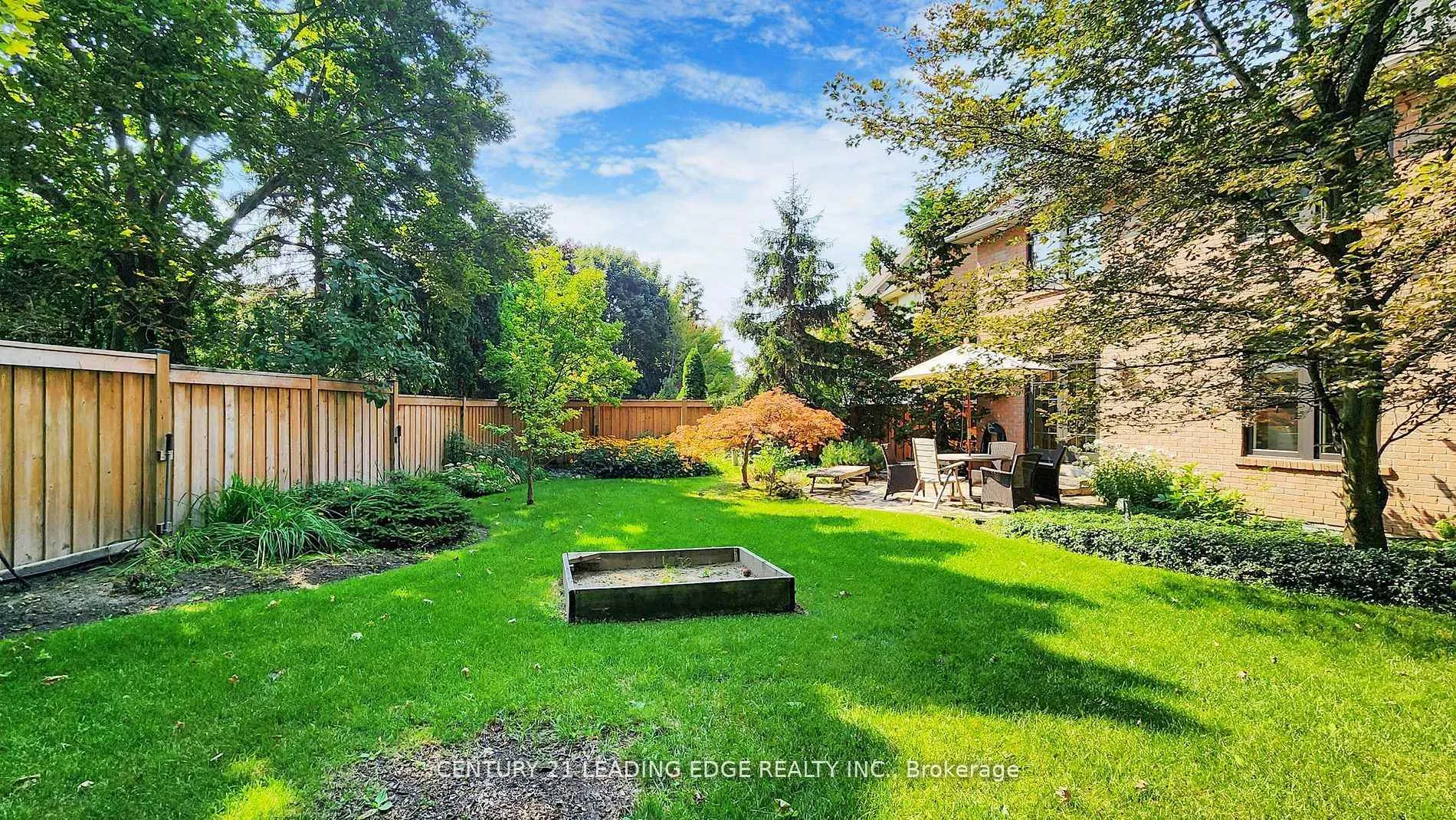 Photo 35 of 34 Rosemead Close, Markham, Unionville — HOMEH
