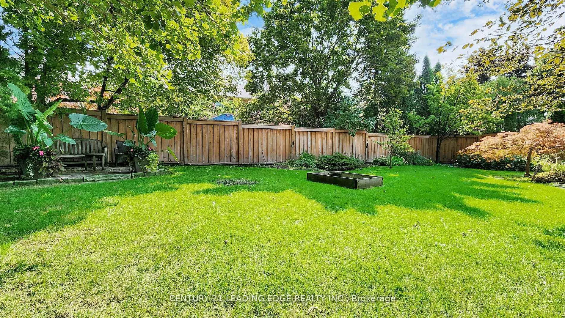 Photo 36 of 34 Rosemead Close, Markham, Unionville — HOMEH