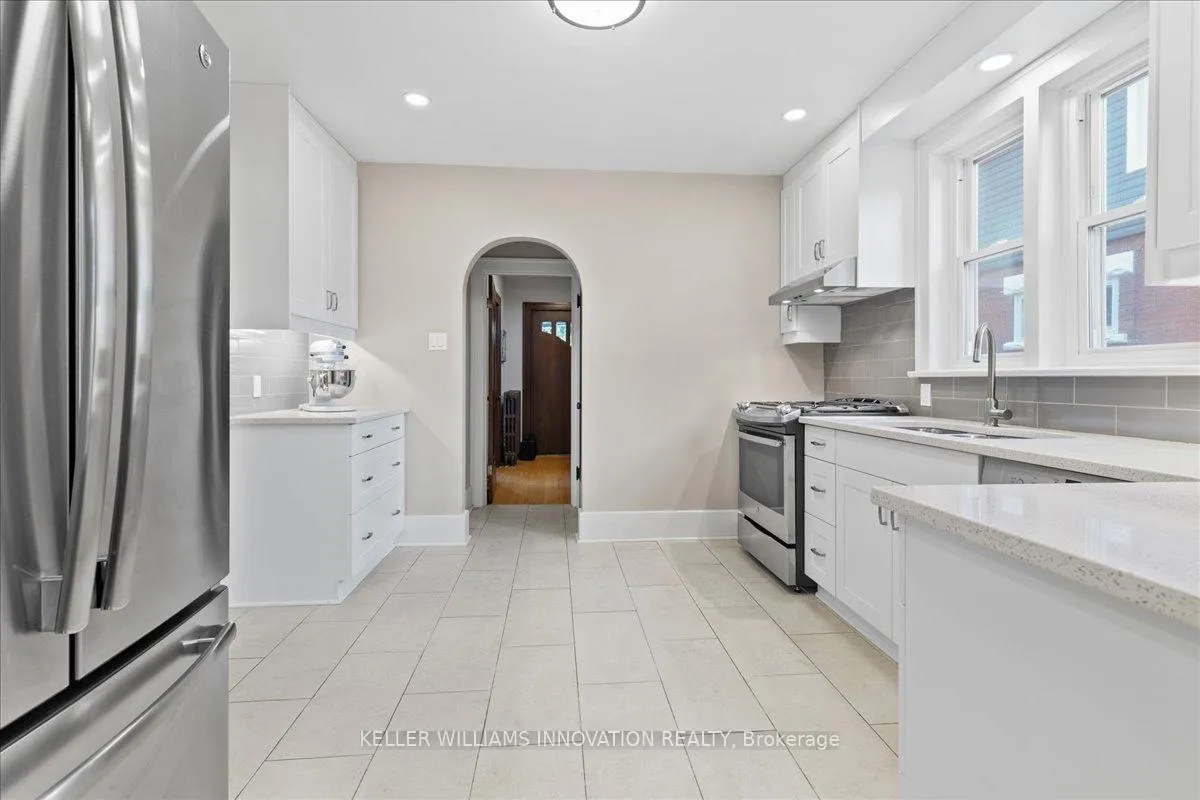 Photo 17 of 19 Homewood Avenue, Kitchener — HOMEH