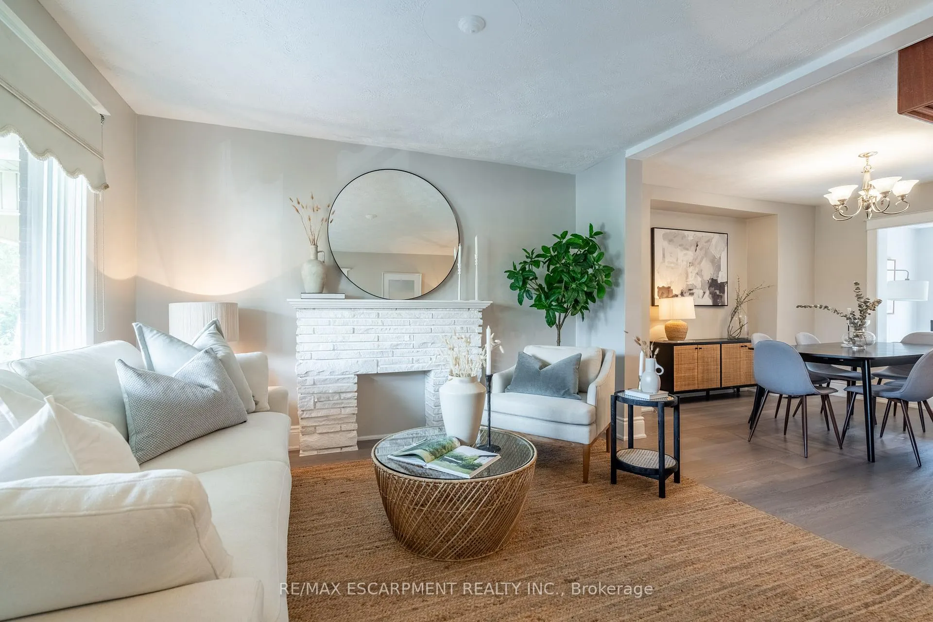 Photo 6 of 242 Glendale Avenue N, Hamilton, Crown Point — HOMEH