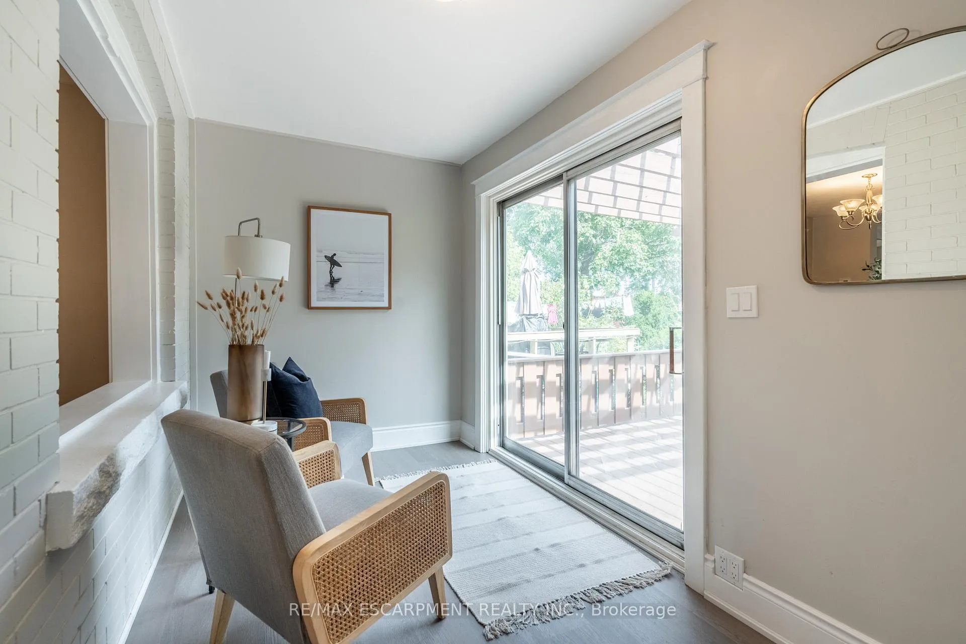 Photo 15 of 242 Glendale Avenue N, Hamilton, Crown Point — HOMEH
