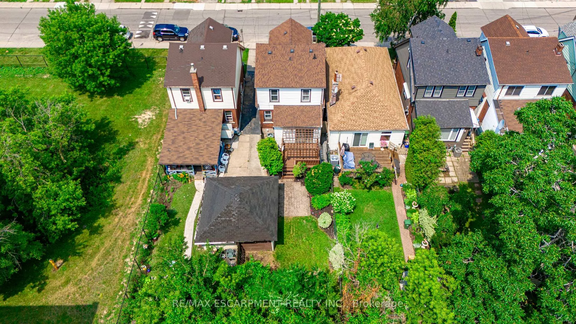 Photo 38 of 242 Glendale Avenue N, Hamilton, Crown Point — HOMEH