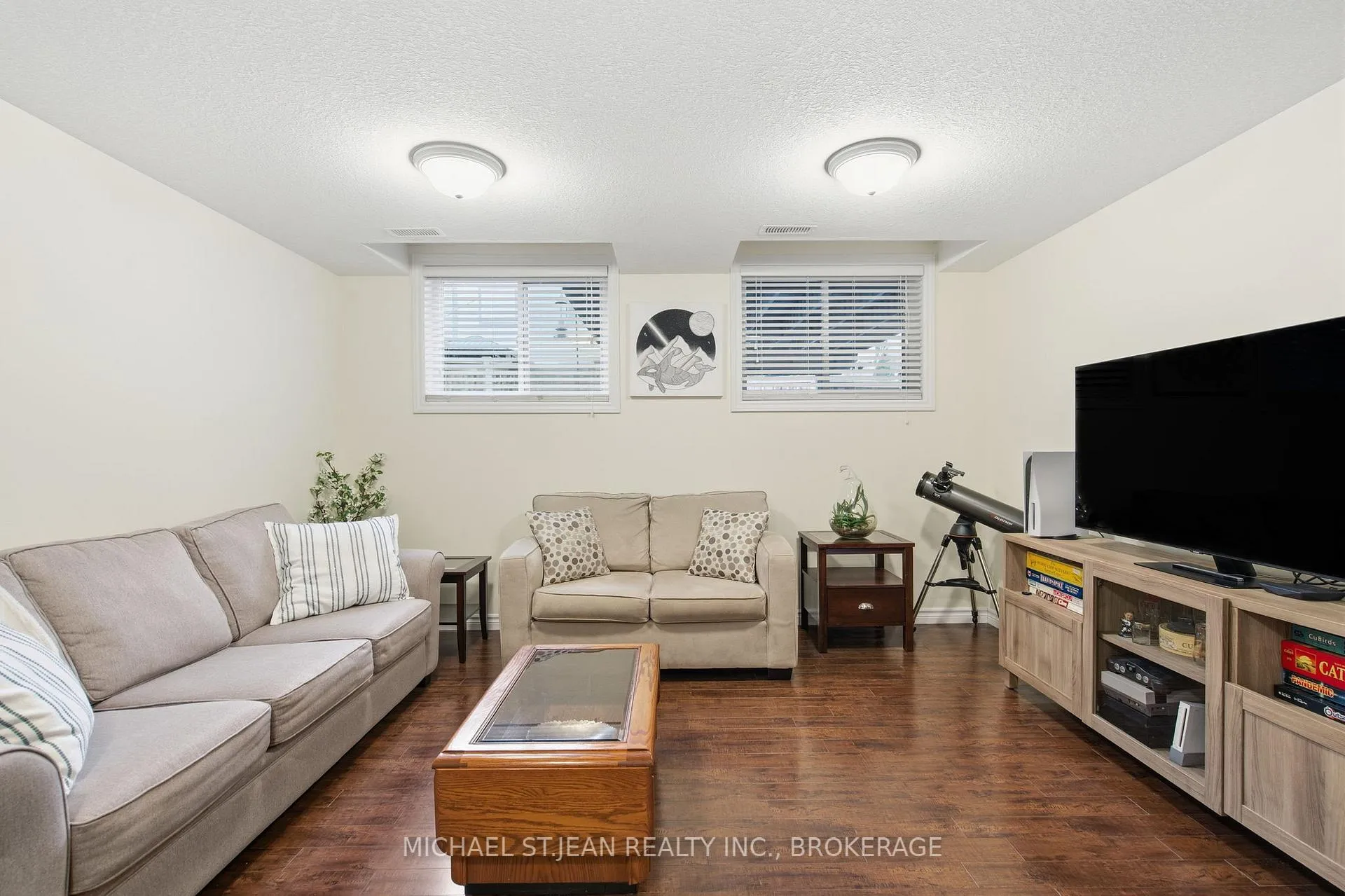 Photo 24 of Unit 37, 10 Foxglove Crescent, Kitchener — HOMEH