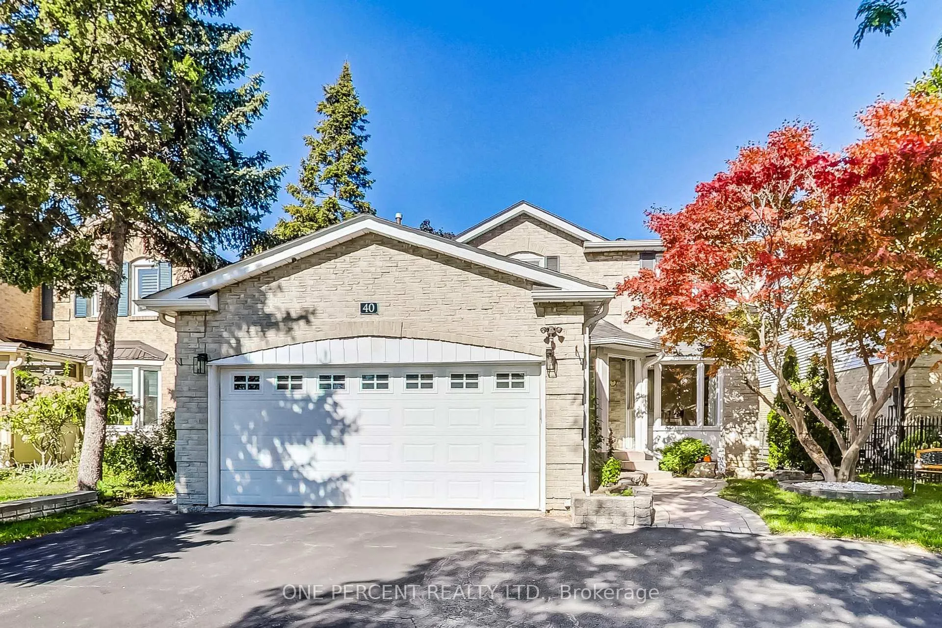 Photo 1 of 40 Mullen Drive, Vaughan, Brownridge — HOMEH