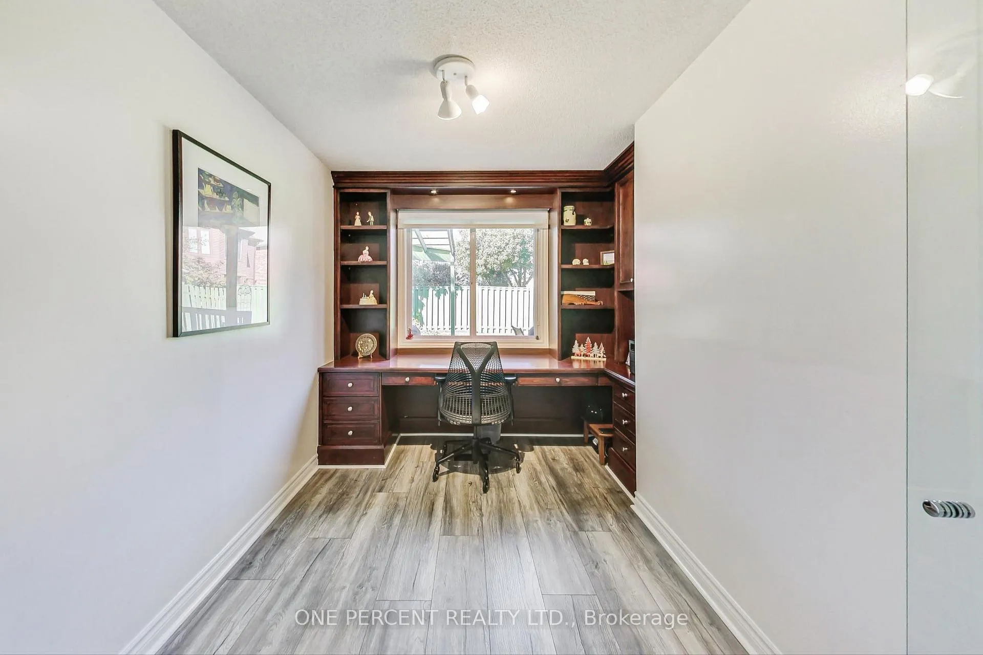 Photo 14 of 40 Mullen Drive, Vaughan, Brownridge — HOMEH