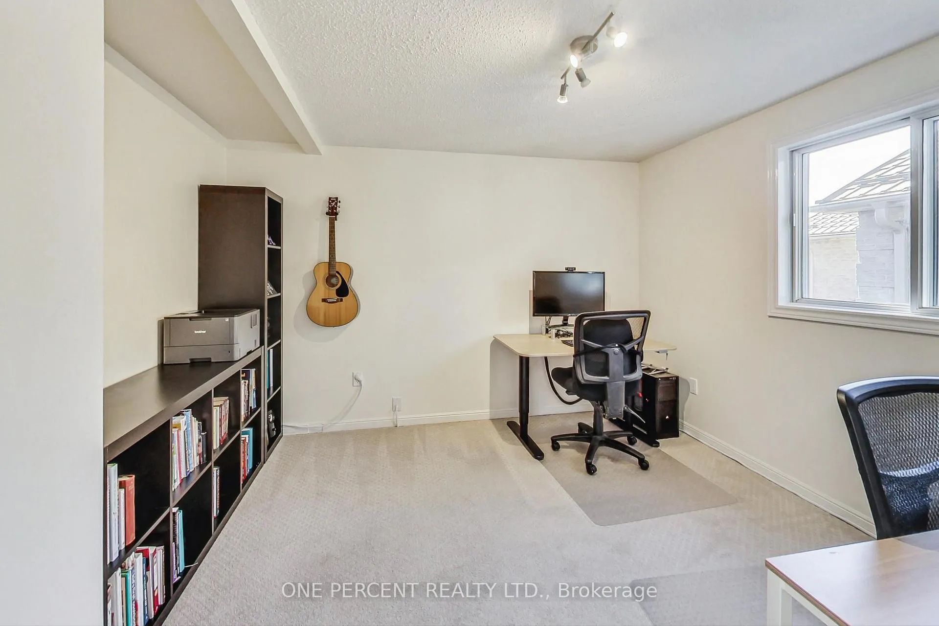 Photo 26 of 40 Mullen Drive, Vaughan, Brownridge — HOMEH