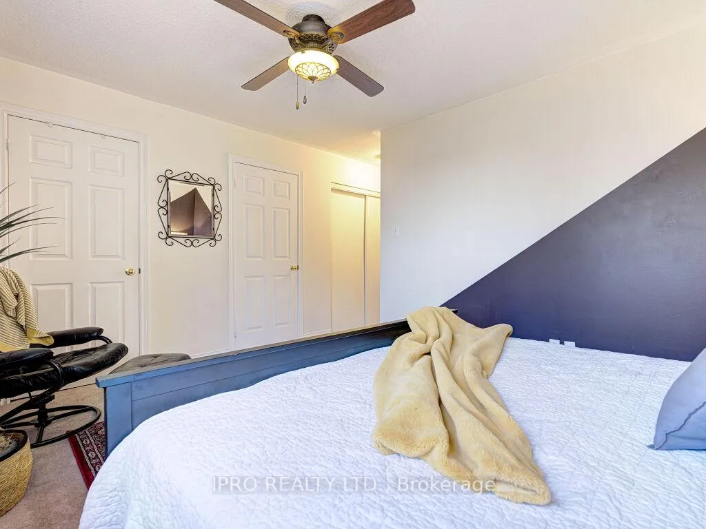 Photo 27 of 36 Kildonan Crescent, Hamilton, Waterdown — HOMEH