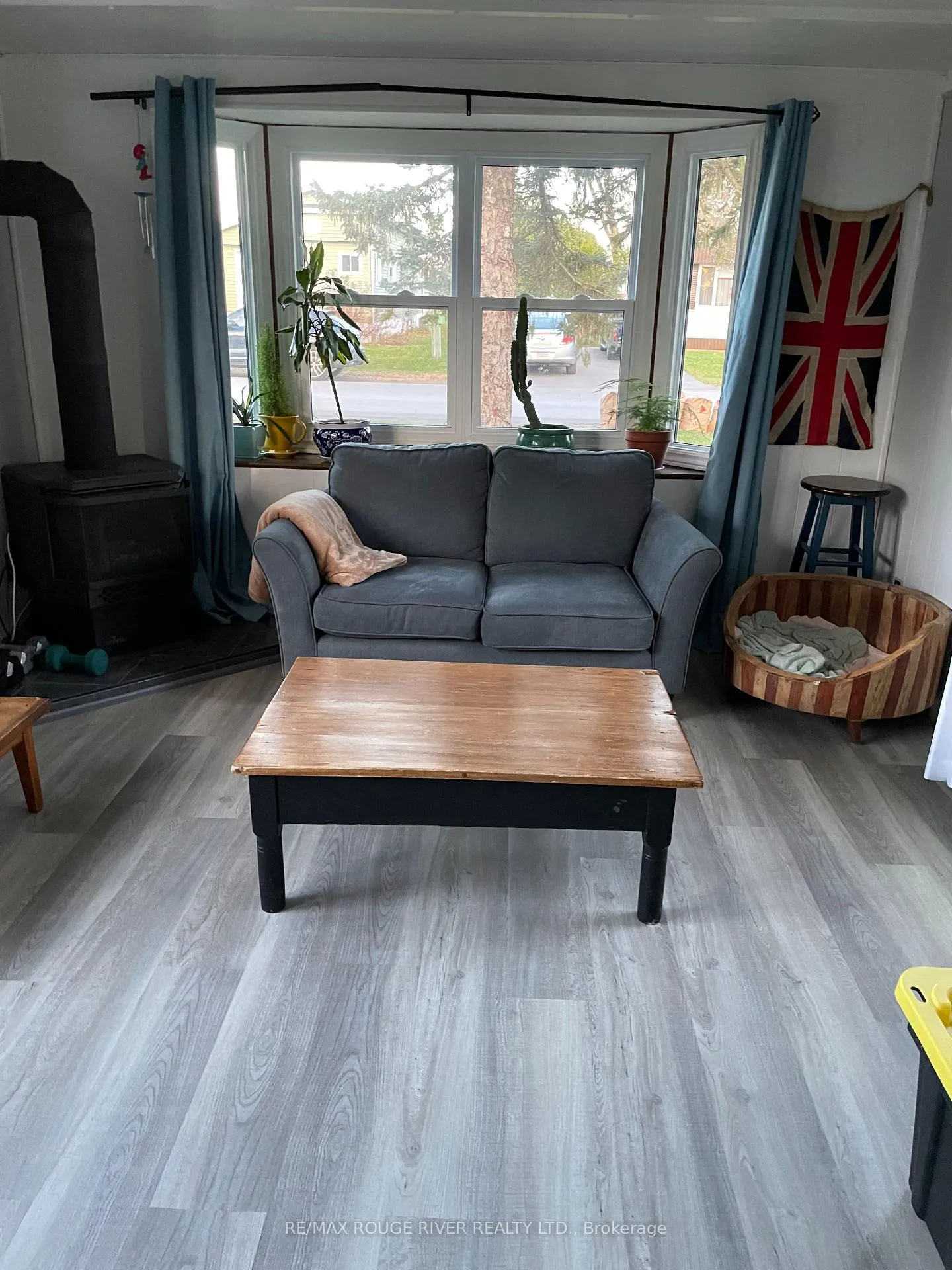Photo 6 of 22 Valleyview Drive, Hamilton Township, Rural Hamilton — HOMEH