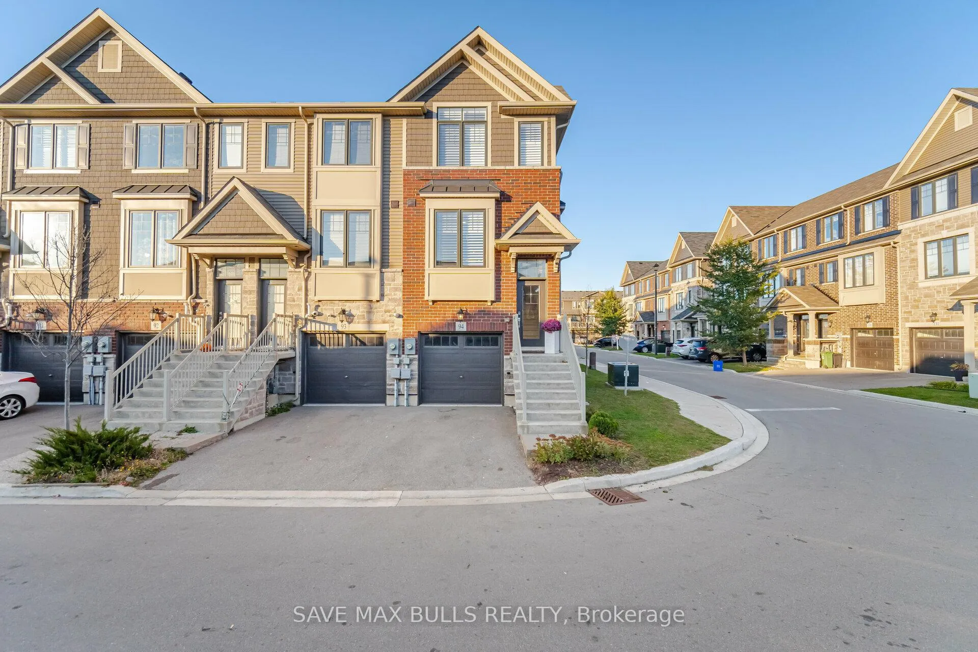 Photo 1 of Unit 94, 1890 Rymal Road E, Hamilton, Stoney Creek Mountain — HOMEH