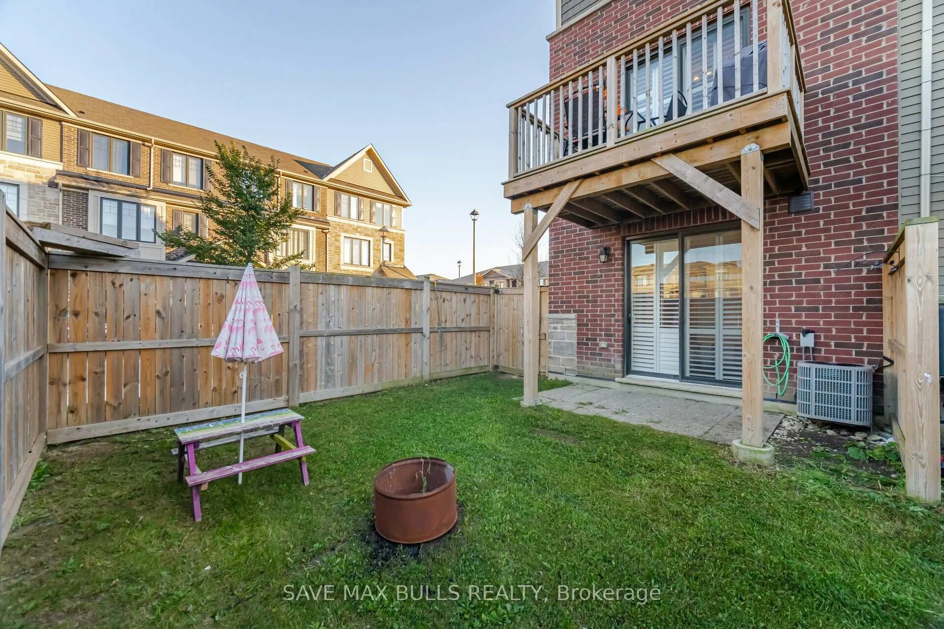 Photo 21 of Unit 94, 1890 Rymal Road E, Hamilton, Stoney Creek Mountain — HOMEH