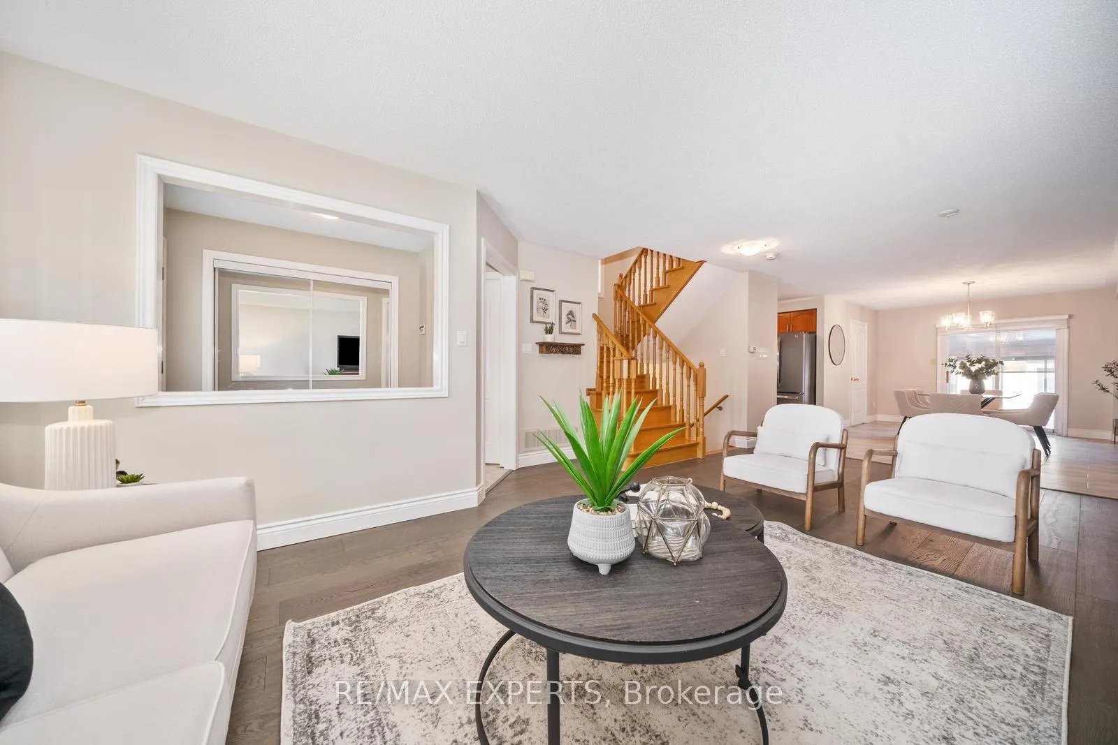 Photo 7 of 53 La Neve Avenue, Vaughan, Sonoma Heights — HOMEH