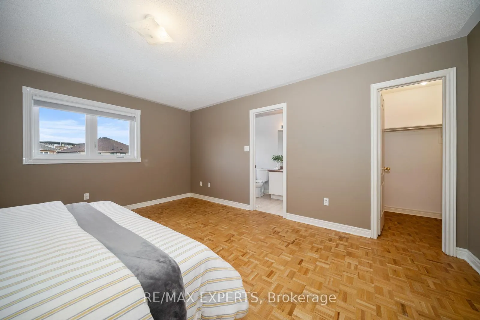 Photo 23 of 53 La Neve Avenue, Vaughan, Sonoma Heights — HOMEH