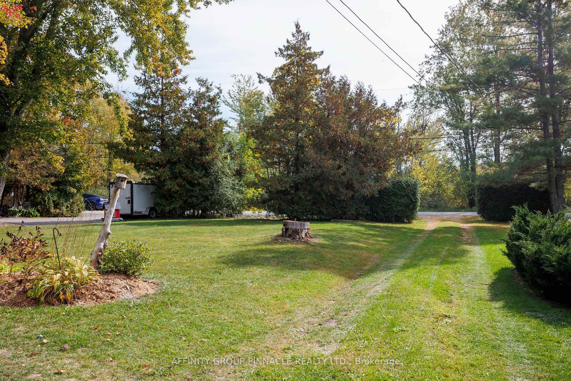 Photo 14 of 120 Irving Drive, Georgina, Pefferlaw — HOMEH