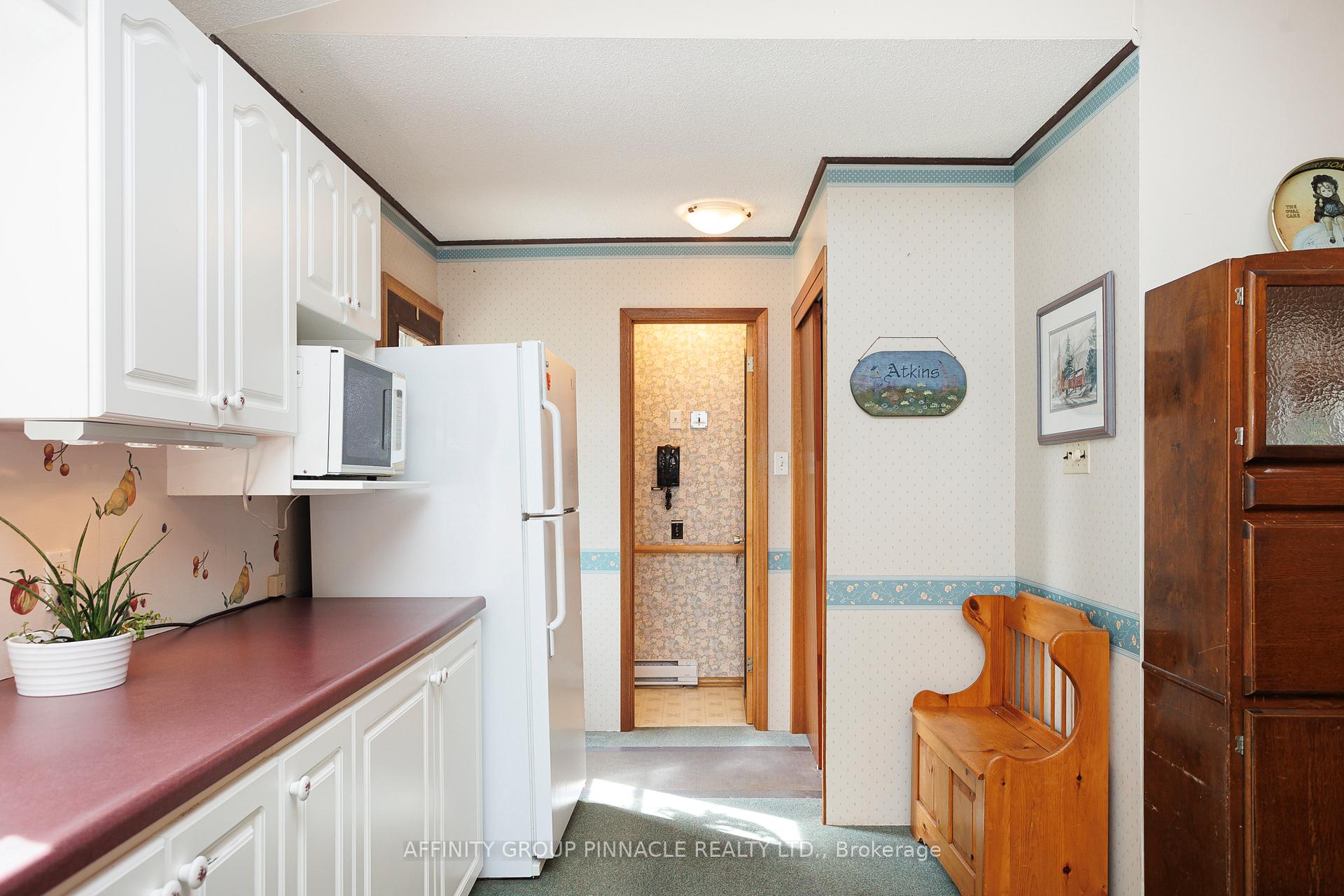 Photo 20 of 120 Irving Drive, Georgina, Pefferlaw — HOMEH