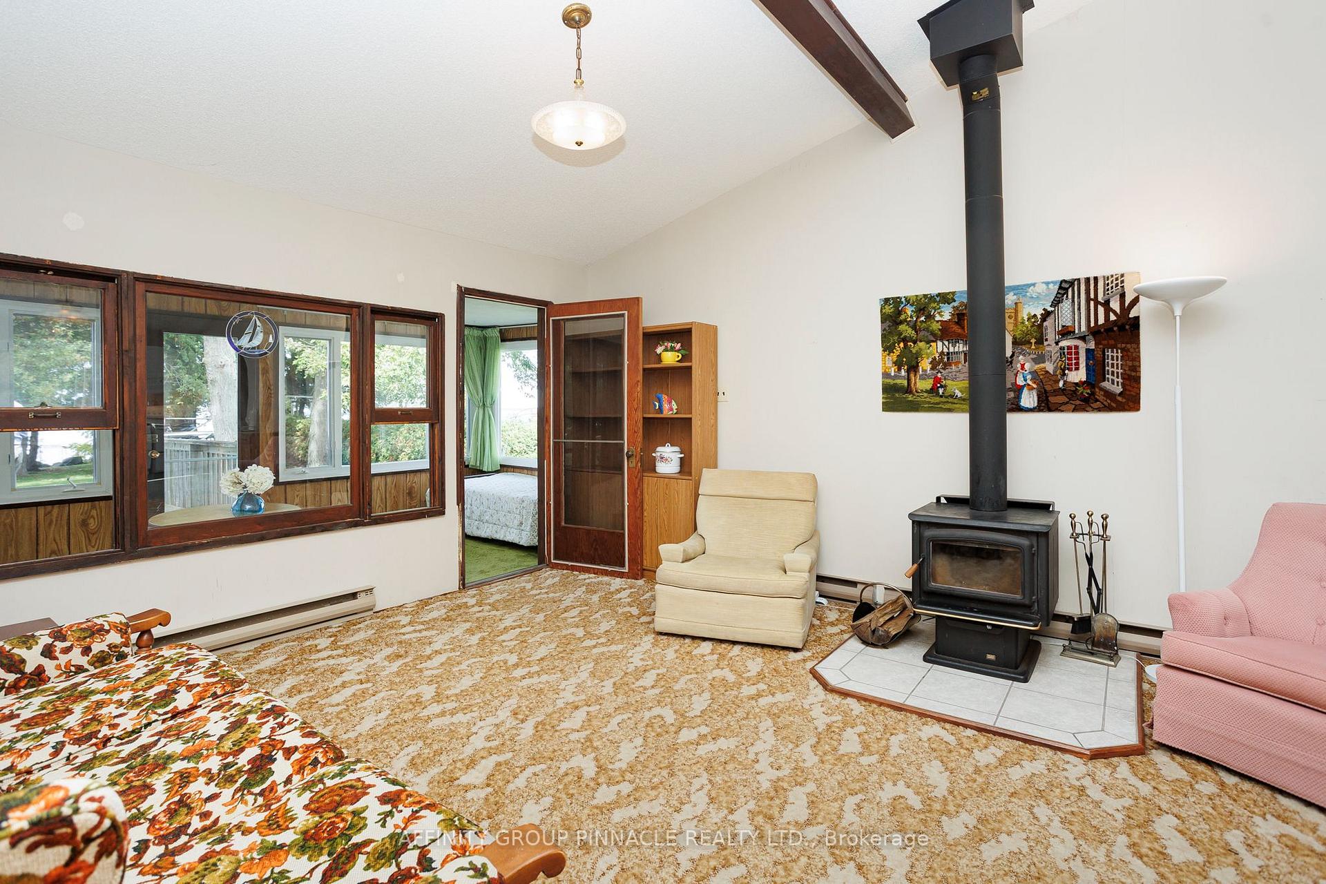Photo 28 of 120 Irving Drive, Georgina, Pefferlaw — HOMEH
