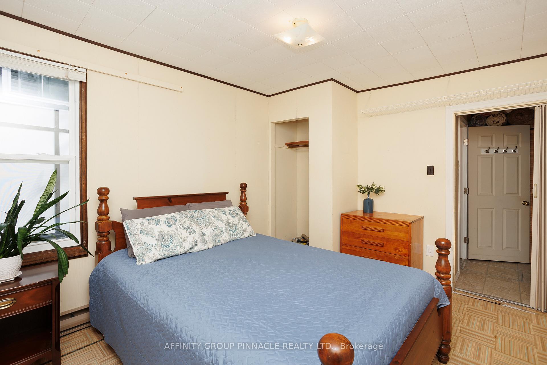 Photo 35 of 120 Irving Drive, Georgina, Pefferlaw — HOMEH