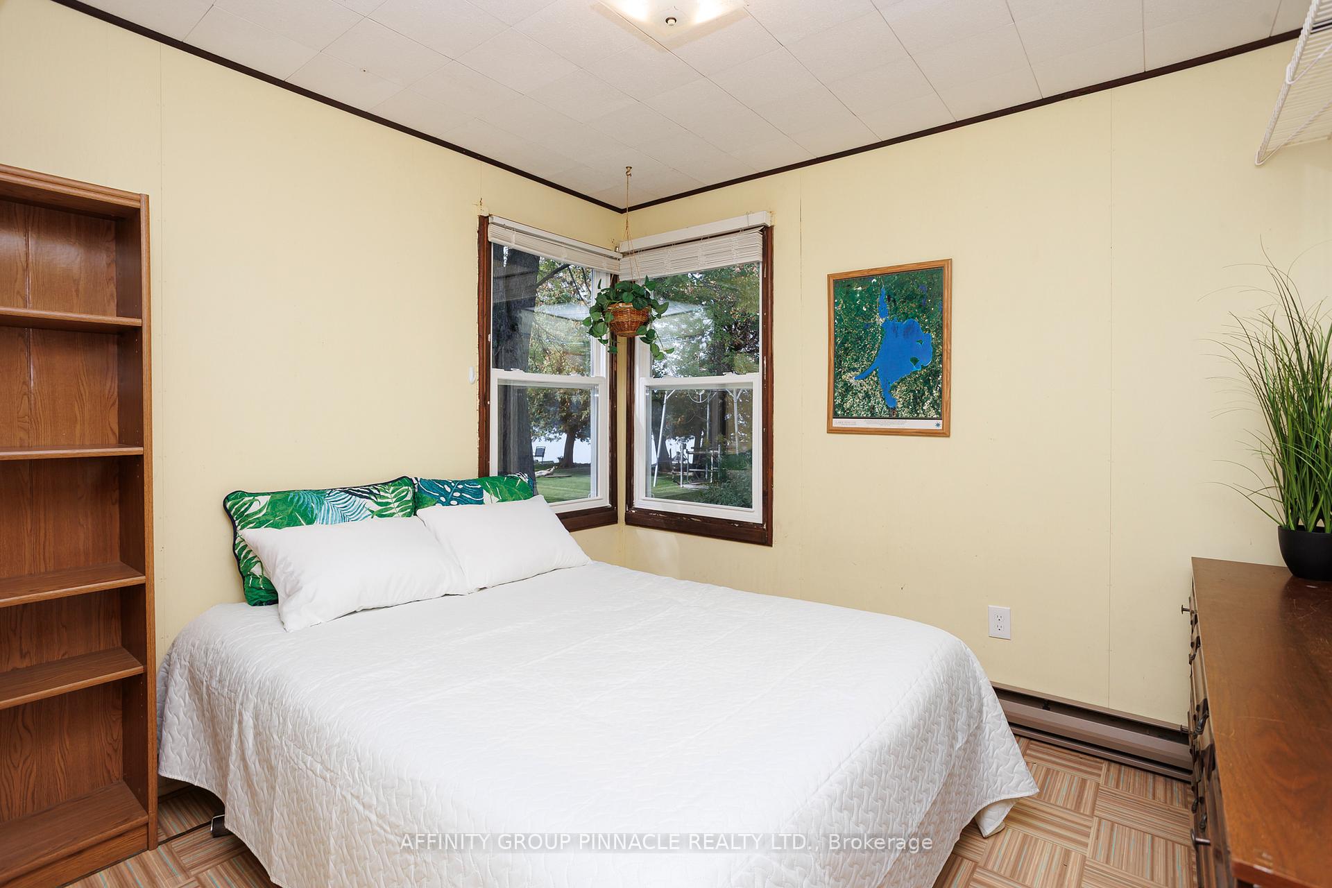 Photo 37 of 120 Irving Drive, Georgina, Pefferlaw — HOMEH