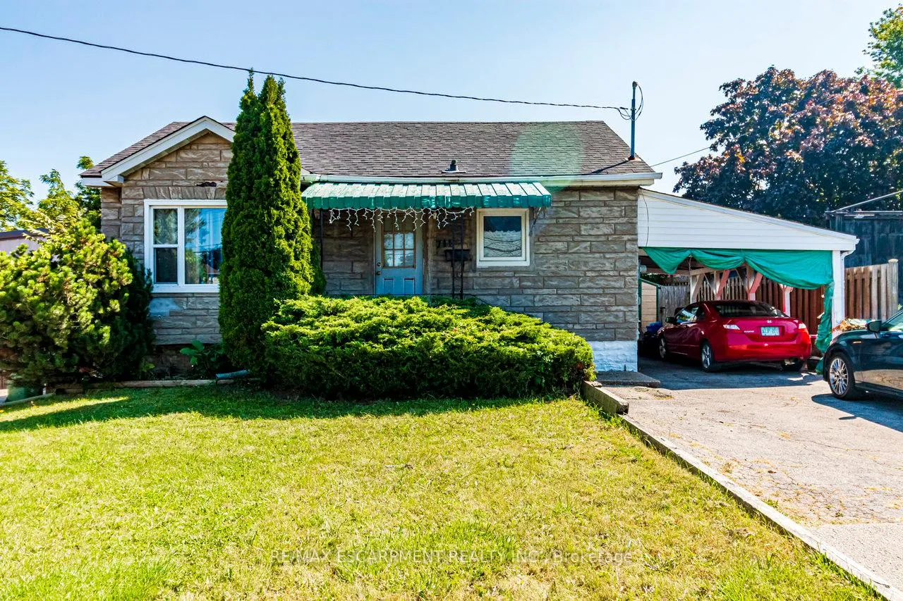 Photo 1 of 711 Upper Wellington Street, Hamilton, Hill Park — HOMEH