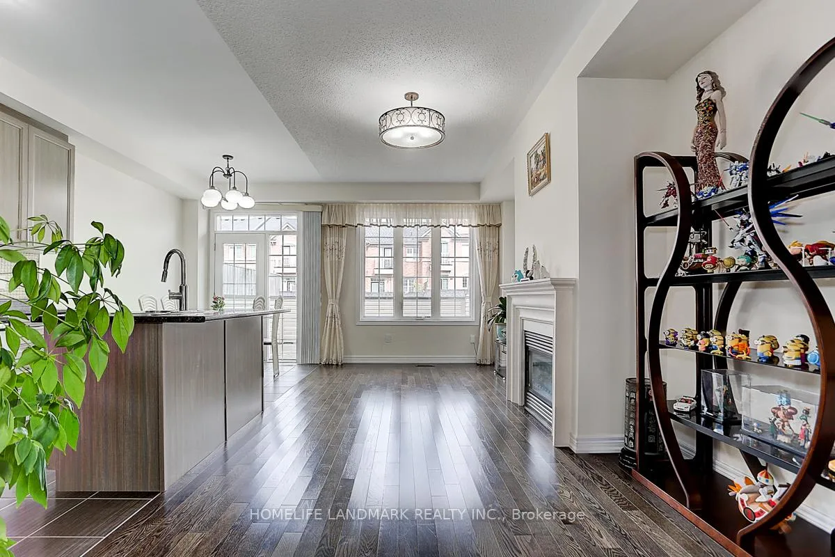 Photo 14 of 127 Memon Place, Markham, Wismer — HOMEH