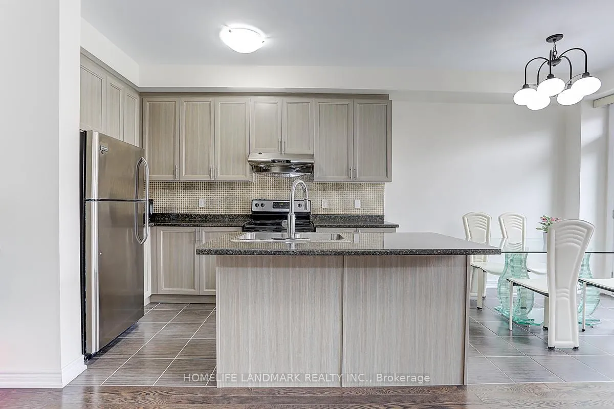 Photo 24 of 127 Memon Place, Markham, Wismer — HOMEH