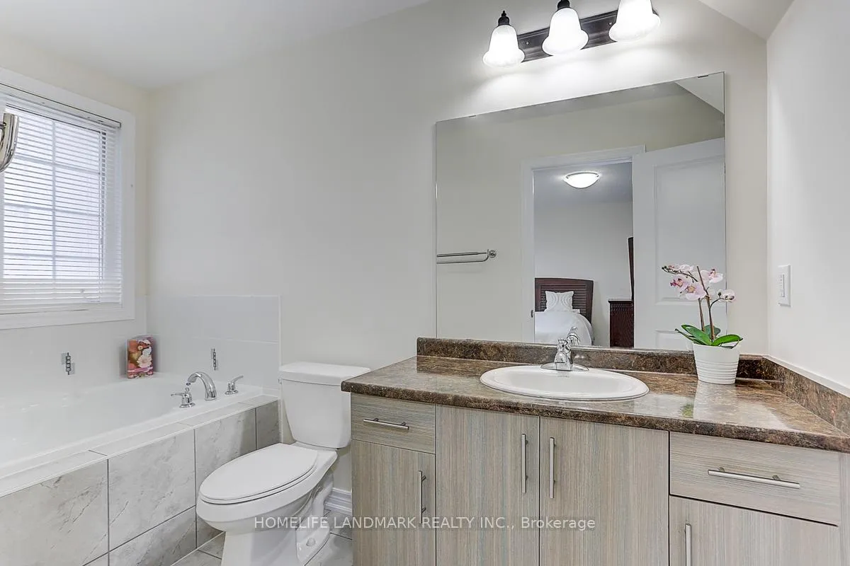 Photo 34 of 127 Memon Place, Markham, Wismer — HOMEH