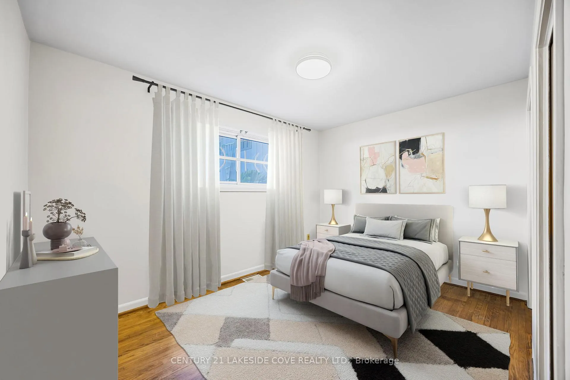 Photo 23 of 14 Ottaway Avenue, Barrie, Wellington — HOMEH